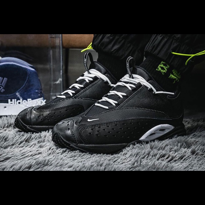 Nike x Drake Nocta Swim Fins Black, Nike Air Zoom Pegasus 40 Black Anthracite 착용 스타일 - 2