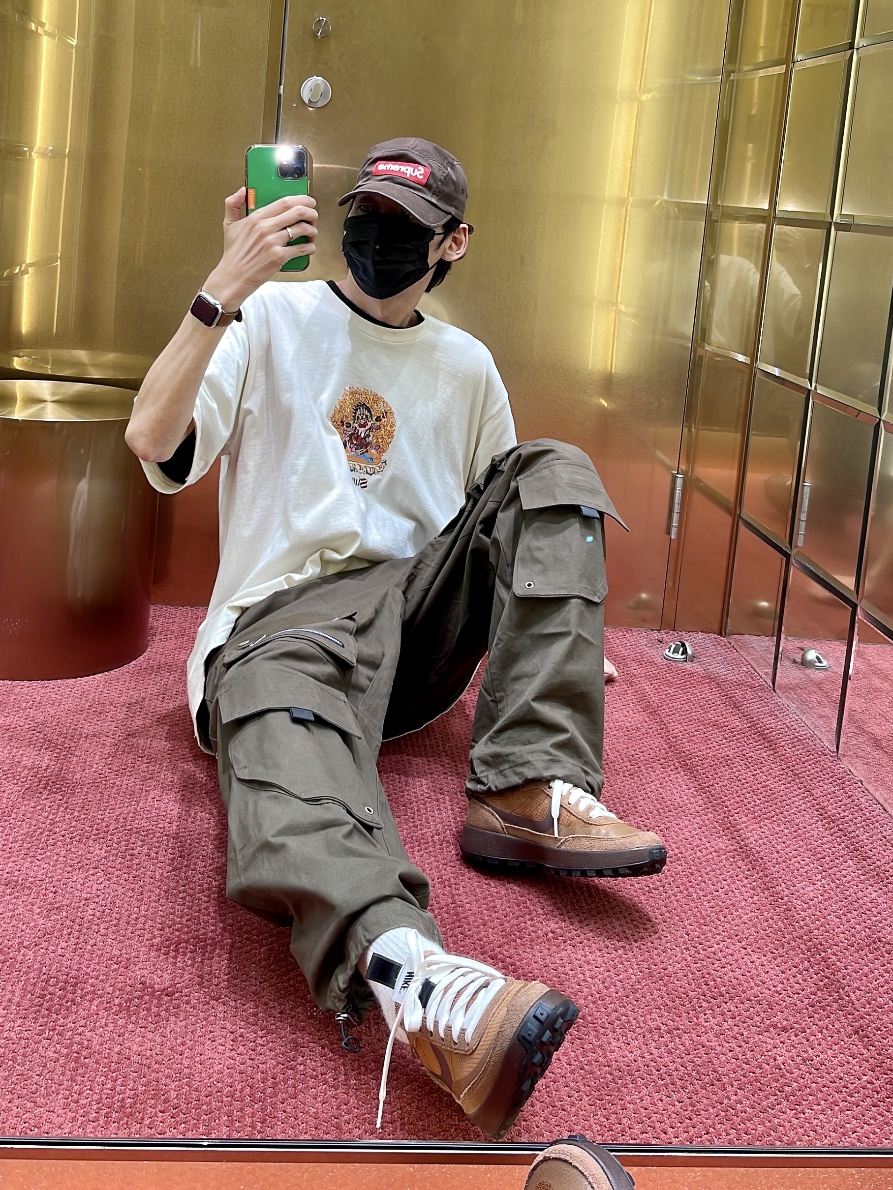 Nike x Tom Sachs General Purpose Shoe Brown, Supreme Person T-Shirt Natural - 22SS 착용 스타일 - 3
