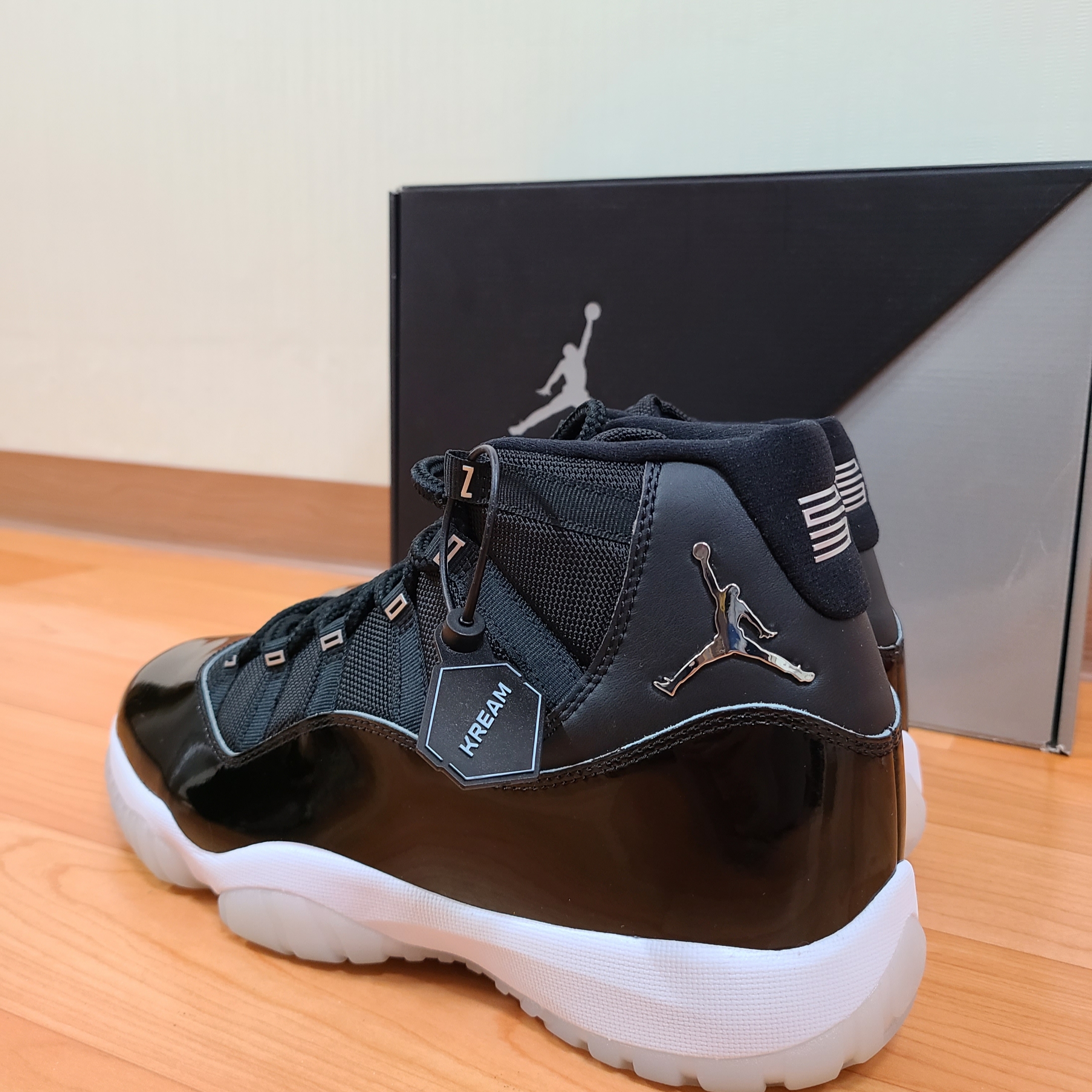 Jordan 11 Retro Jubilee 착용 스타일 - 2
