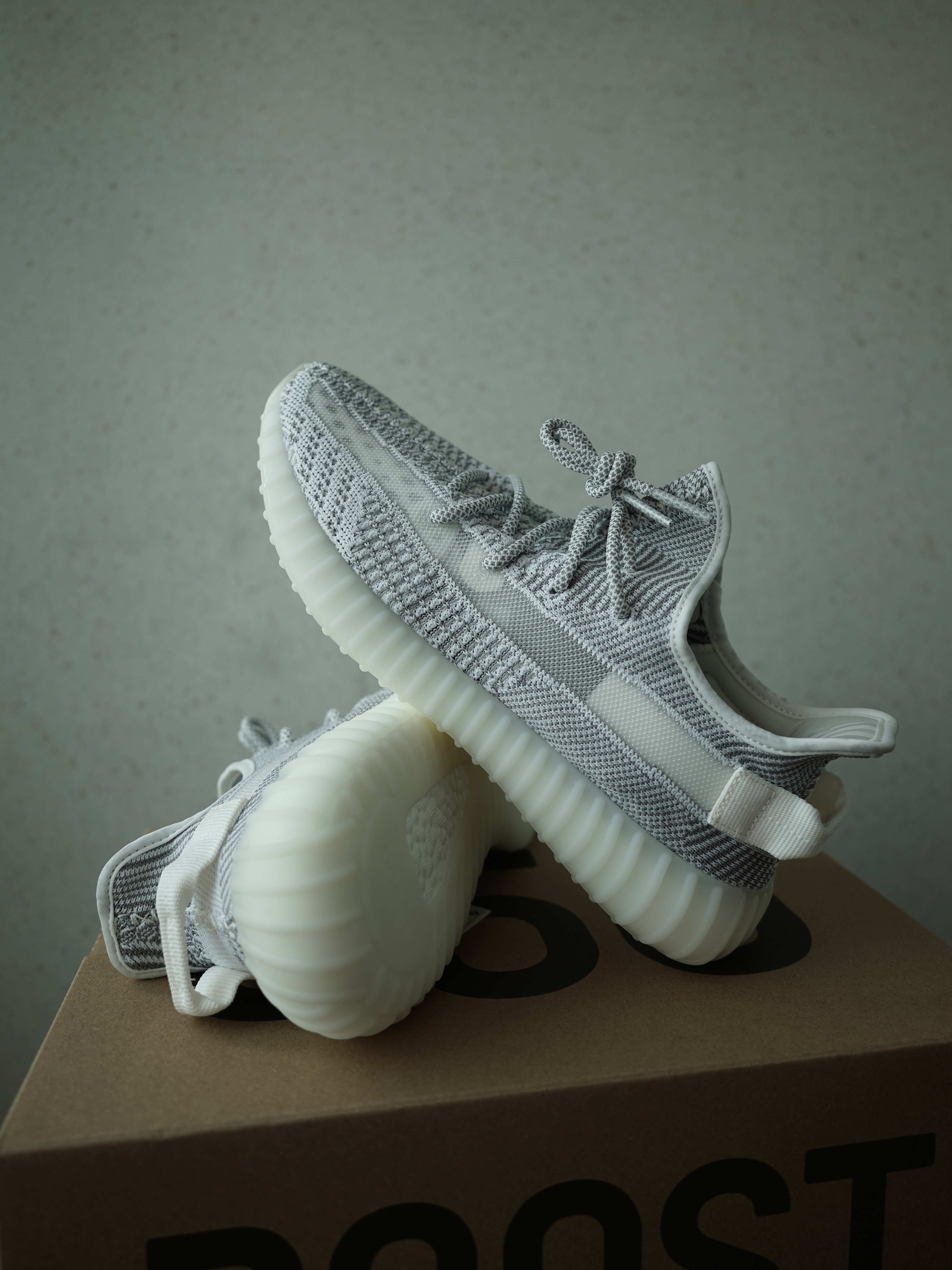 Adidas Yeezy Boost 350 V2 Static 2023 착용 스타일