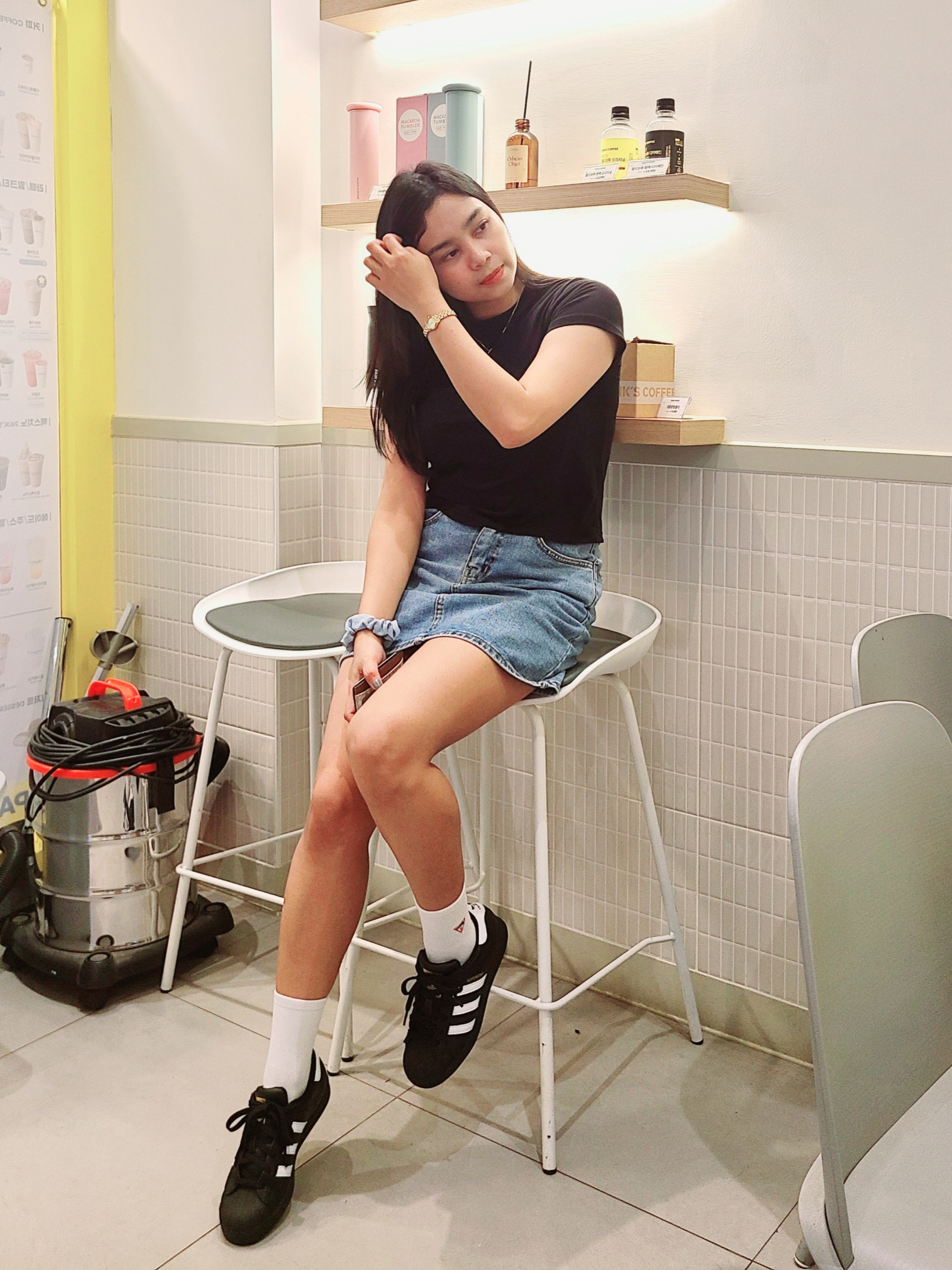 (J) Adidas Superstar Black White 착용 스타일