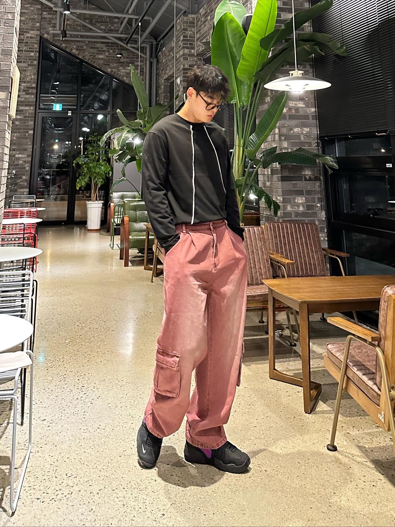 Nike x Ambush Air Adjust Force SP Black and Psychic Purple 착용 스타일 - 2