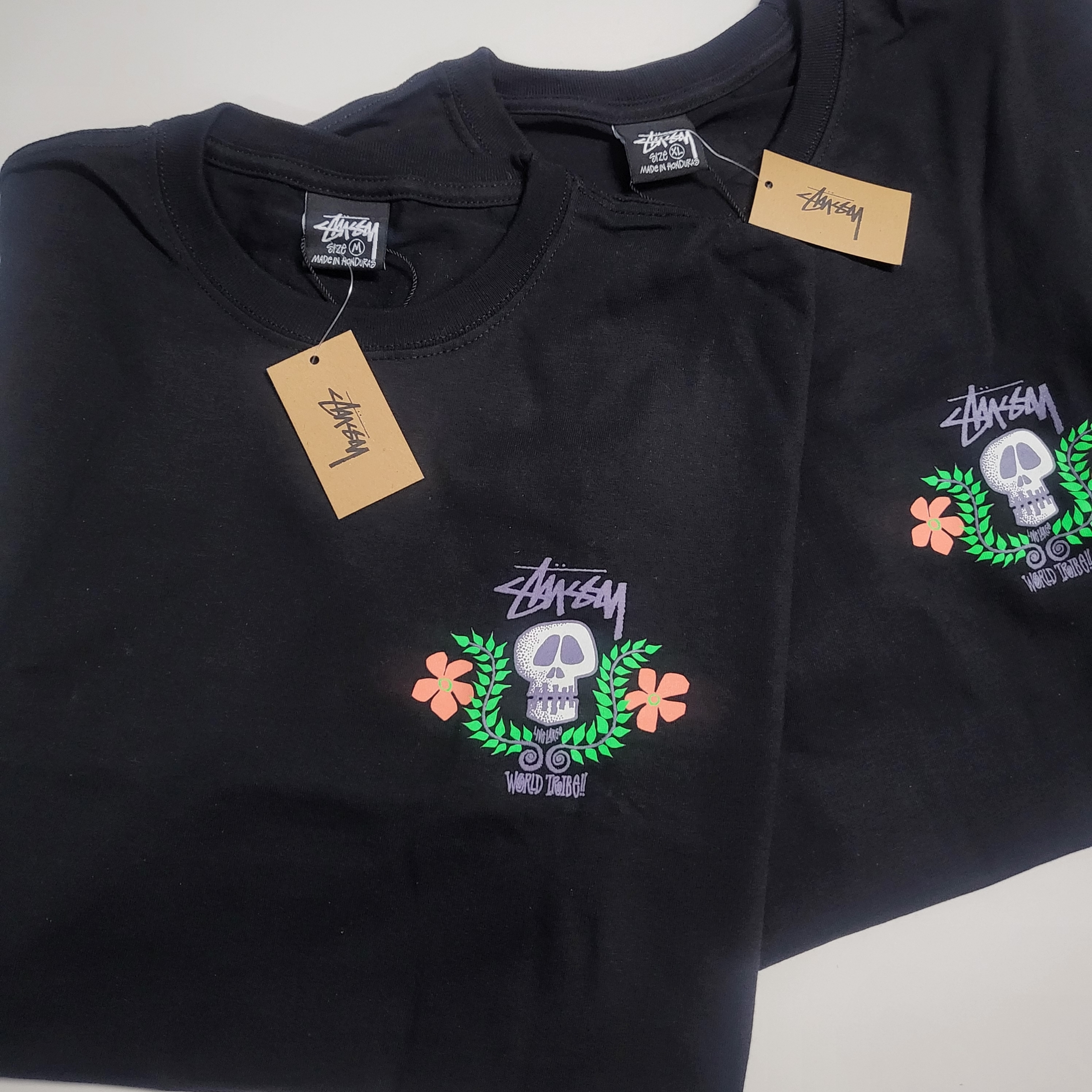 Stussy Skull Crest T-Shirt Black 착용 스타일