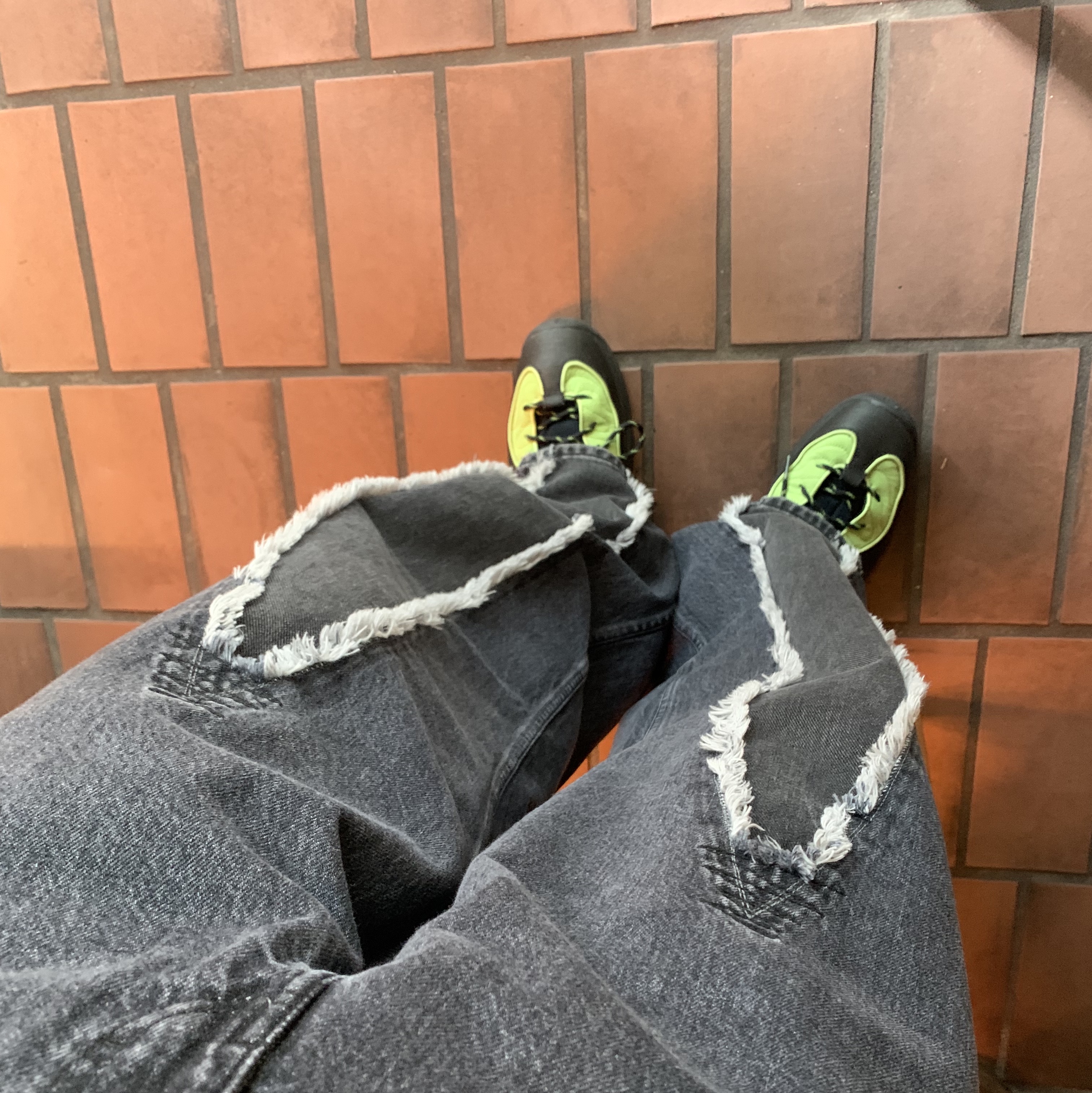 (W) Our Legacy Full Cut Slash Denim Black, Nike x Stussy Air Penny II Vivid Green and Black 착용 스타일
