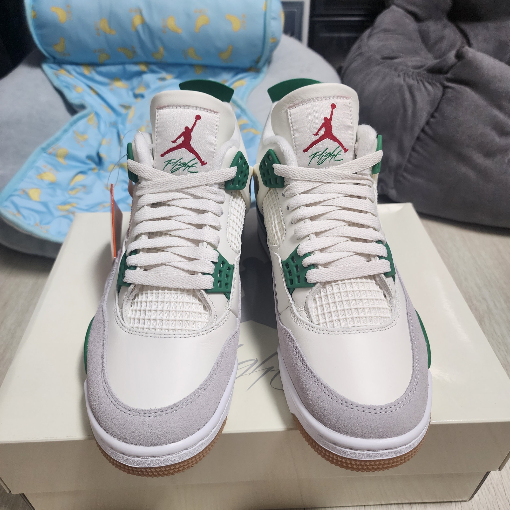Jordan 4 x Nike SB Retro SP Pine Green 착용 스타일 - 4