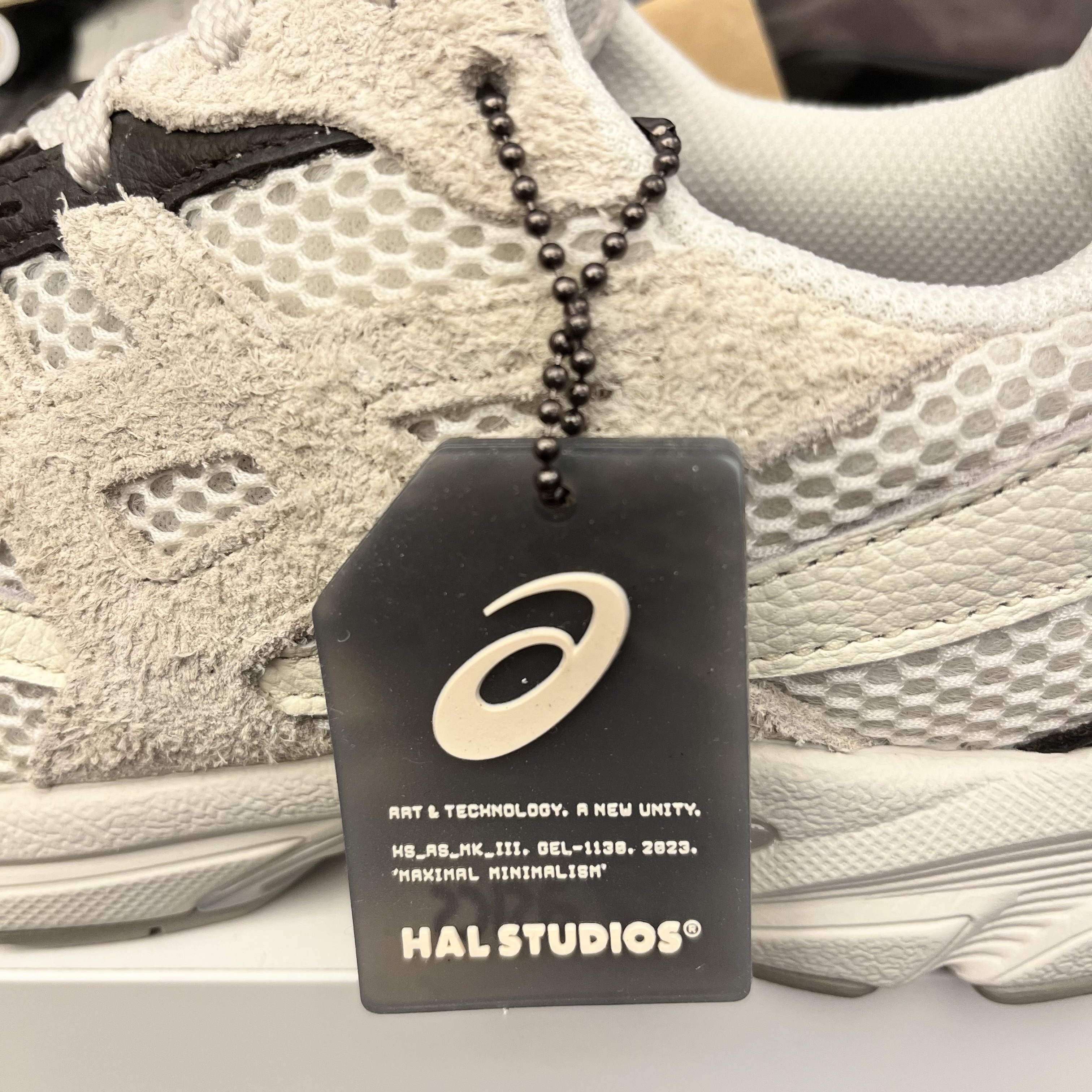 Asics x Hal Studios Gel-1130 MK-III Glacier 착용 스타일 - 1