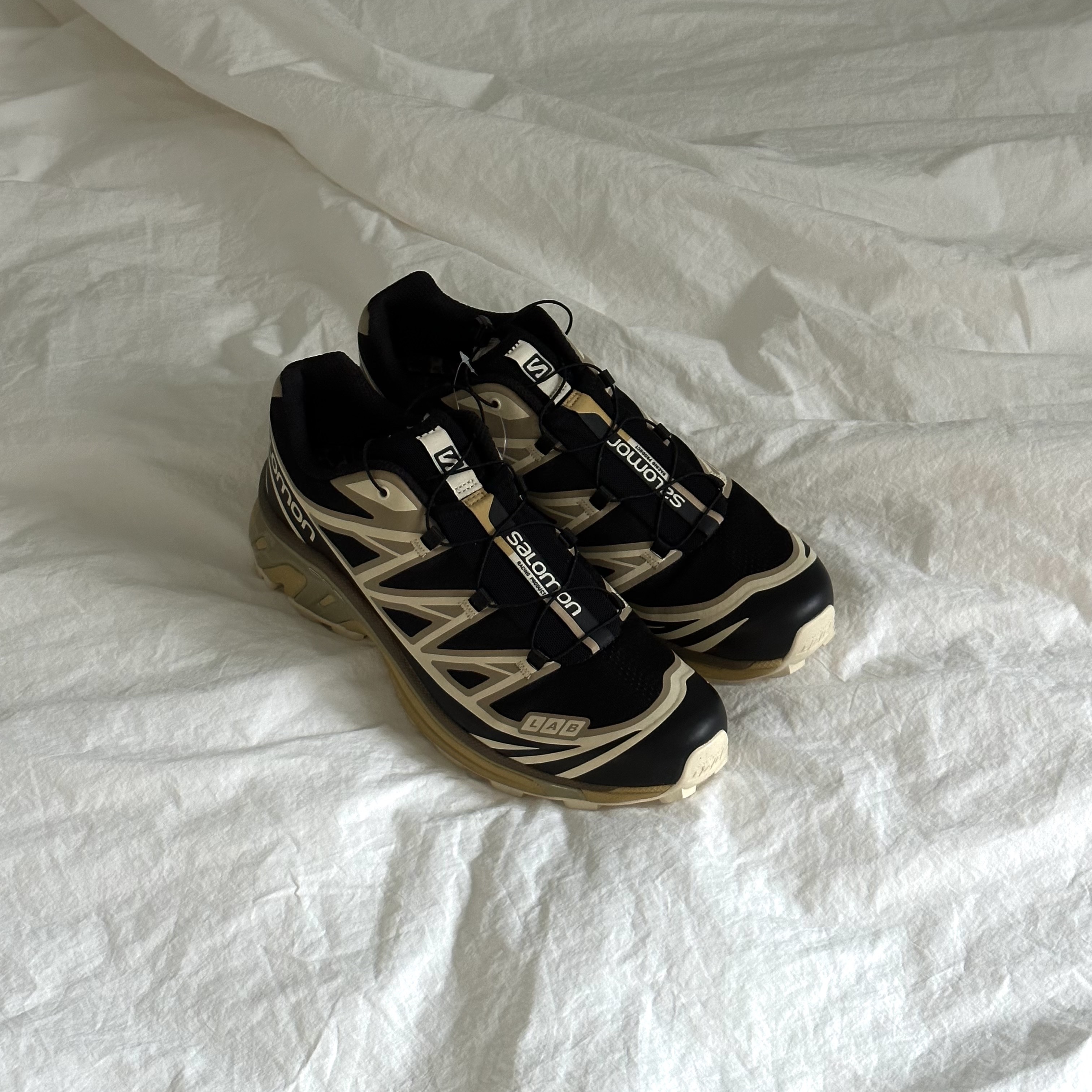 Salomon x END. XT-6 Dark Truffle 착용 스타일 - 1