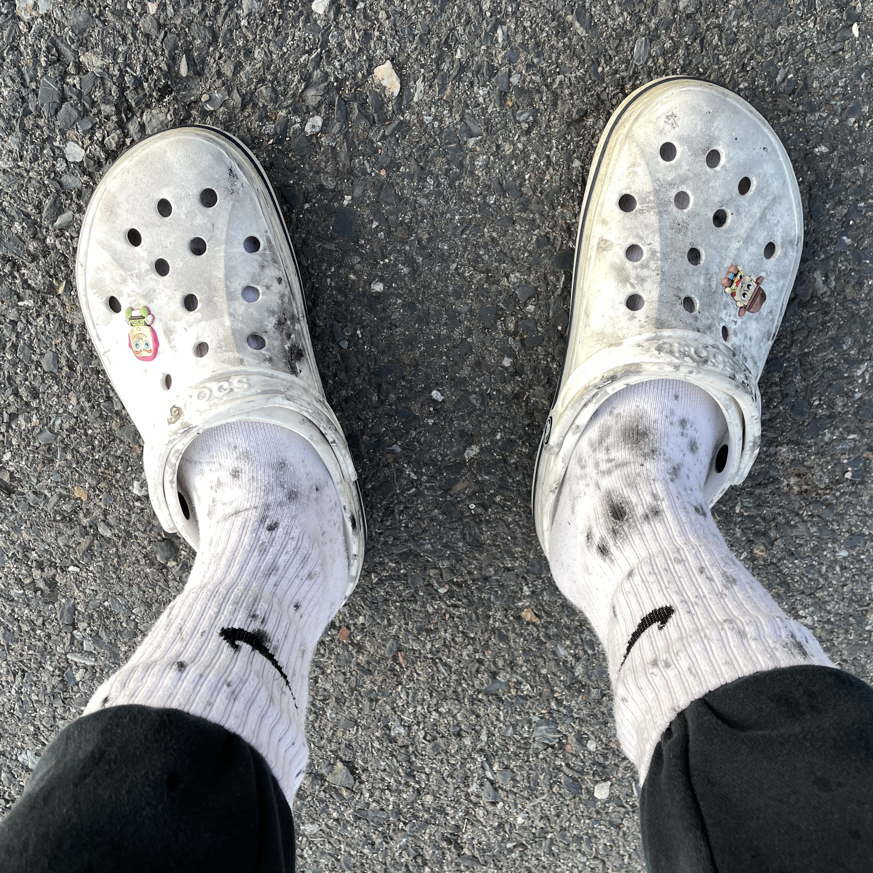 Crocs Bayaband Clog White Navy 착용 스타일