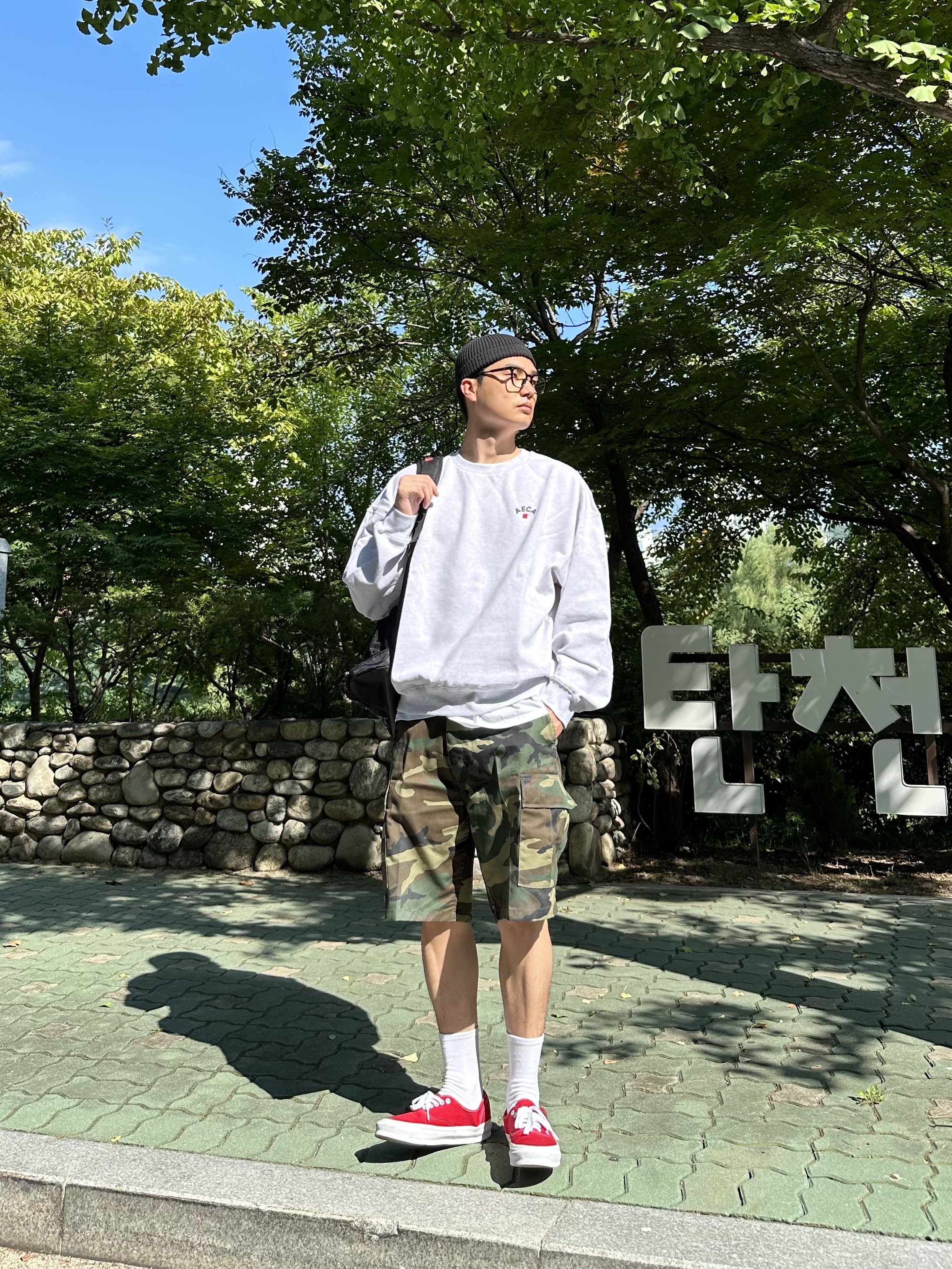 Vans Vault OG Authentic LX Red 착용 스타일 - 1