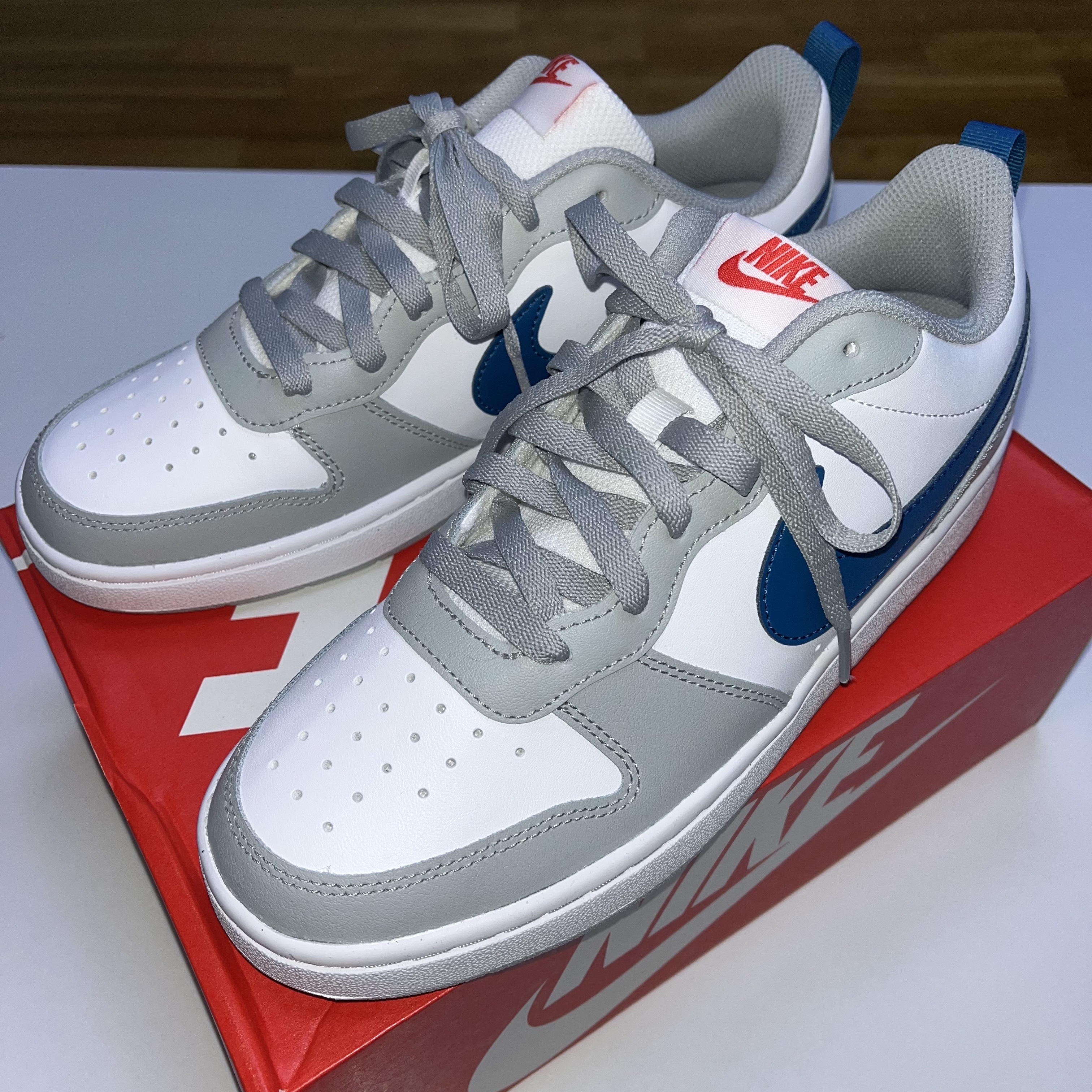 (GS) Nike Court Borough Low 2 Light Smoke Grey 착용 스타일