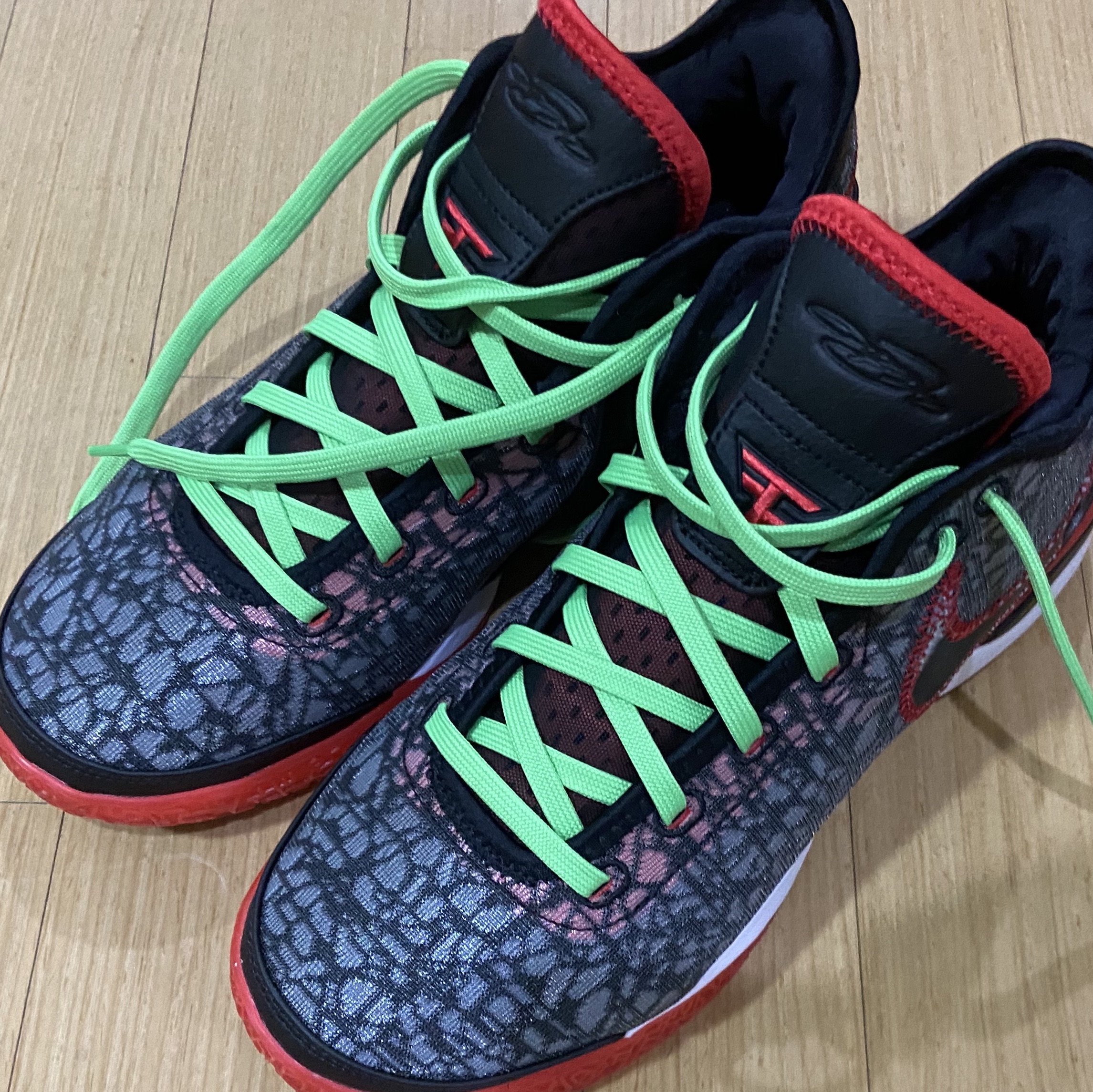 Nike LeBron NXXT Gen EP Black University Red 착용 스타일 - 1