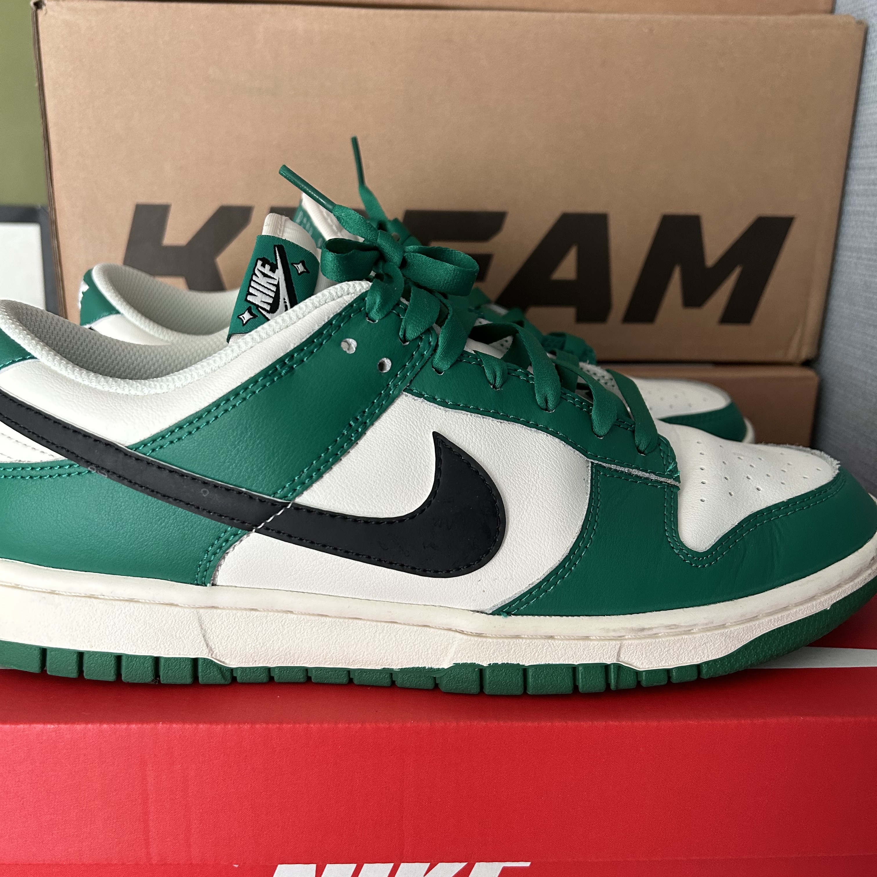 Nike Dunk Low Retro SE Jackpot Malachite 착용 스타일
