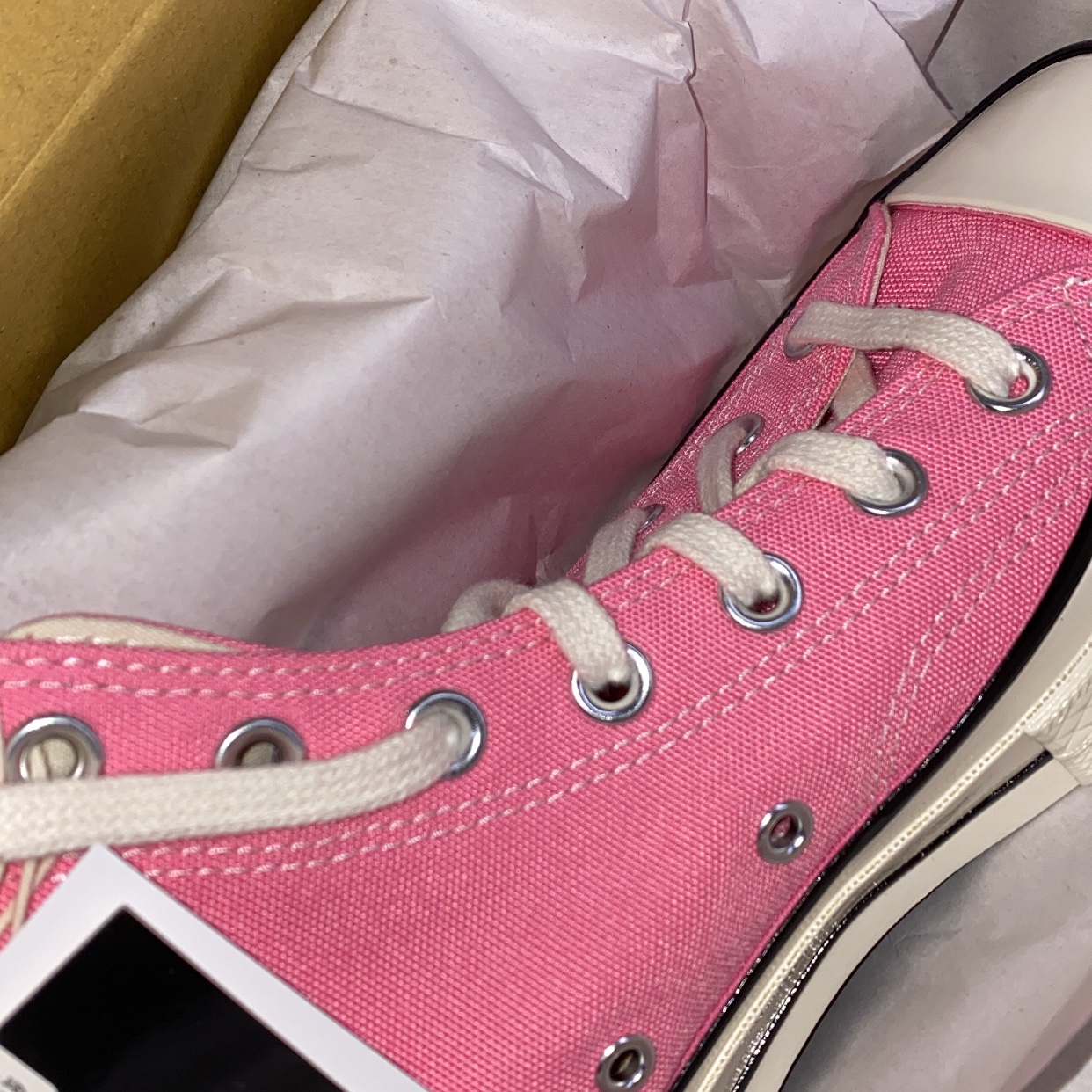 Converse Chuck 70 High Vintage Canvas Pink 착용 스타일 - 2