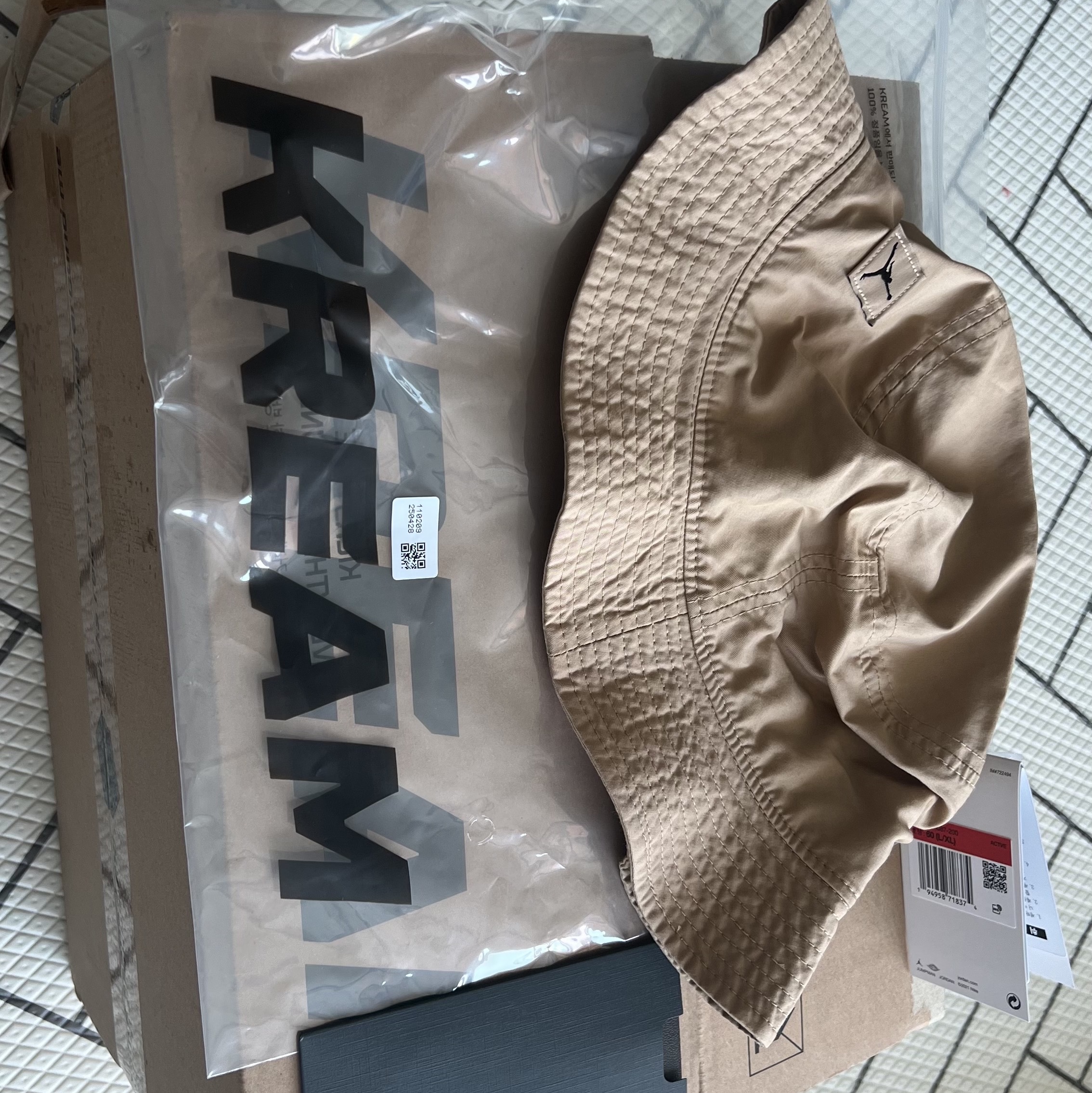 Jordan Jumpman Washed Bucket Hat Hemp 착용 스타일