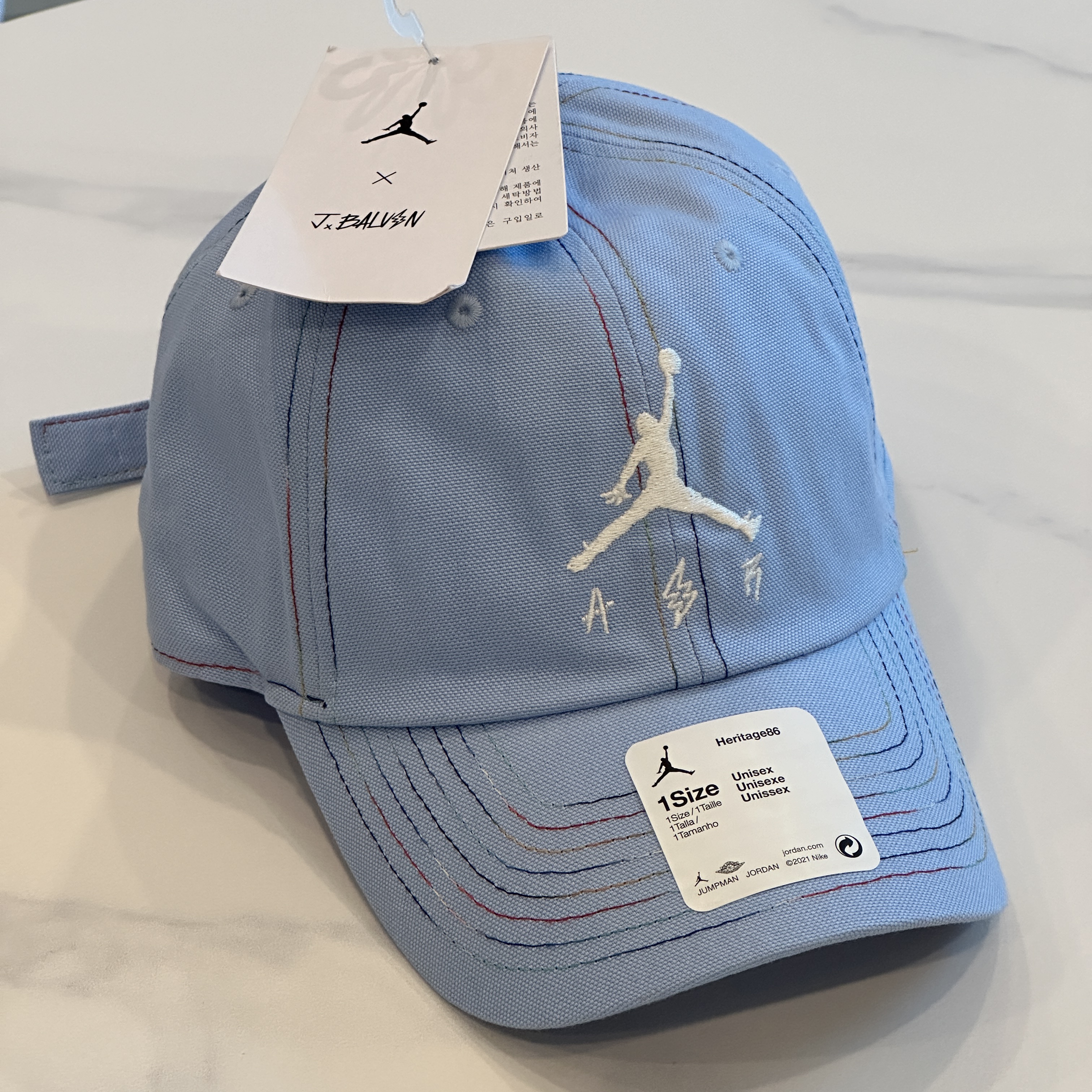 Jordan x J Balvin Jumpman Heritage 86 Adjustable Hat, Jordan x J Balvin Hoodie Celestine Blue - Asia 착용 스타일 - 2