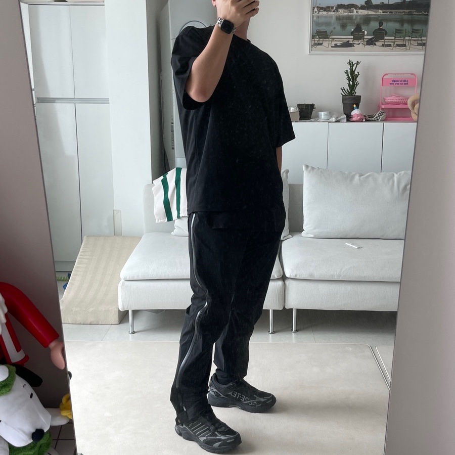 Adidas Spiritain 2000 Gore-Tex Black Dark Grey 착용 스타일