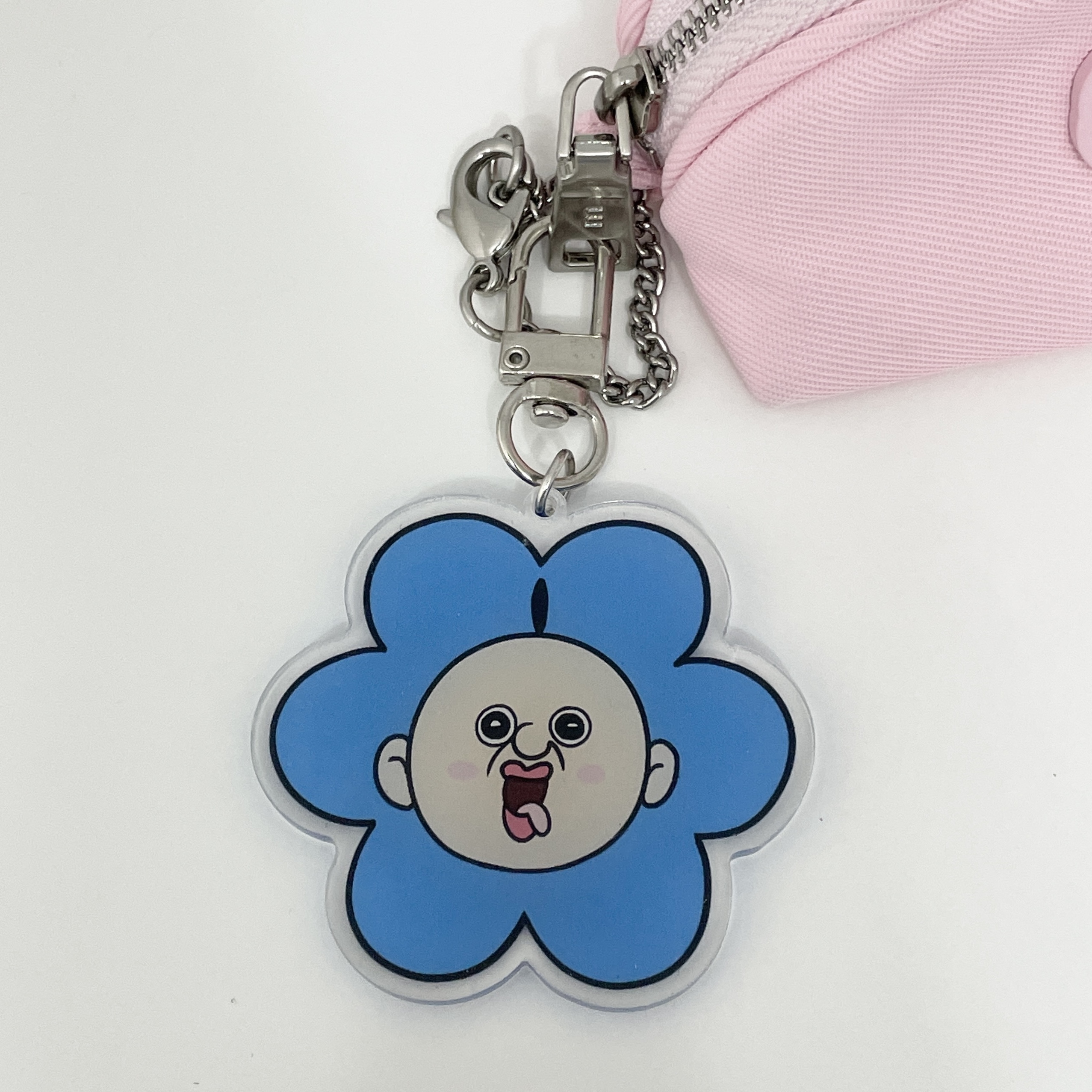 Bbangbbang Poem Of Flower Acrylic Keyring 착용 스타일