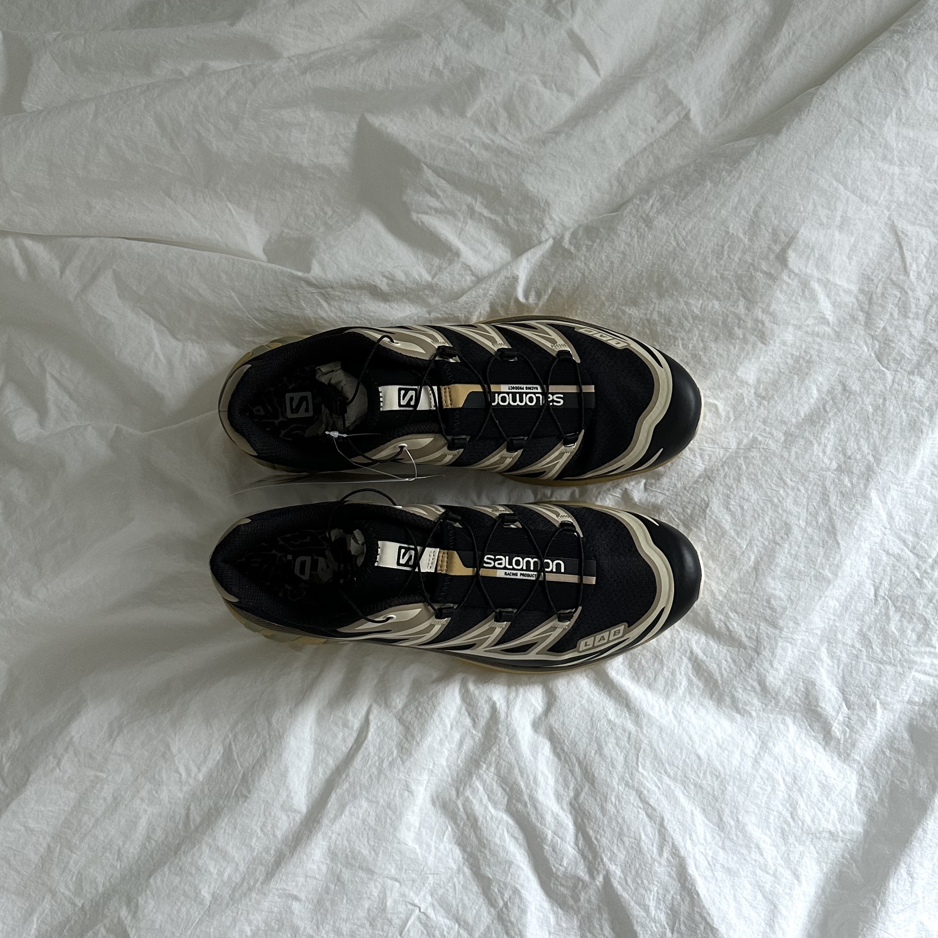 Salomon x END. XT-6 Dark Truffle 착용 스타일 - 4
