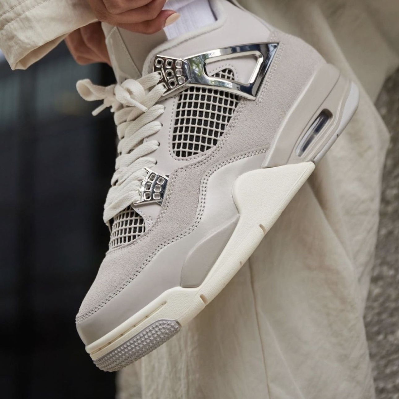 (W) Jordan 4 Retro Frozen Moments 착용 스타일 - 5