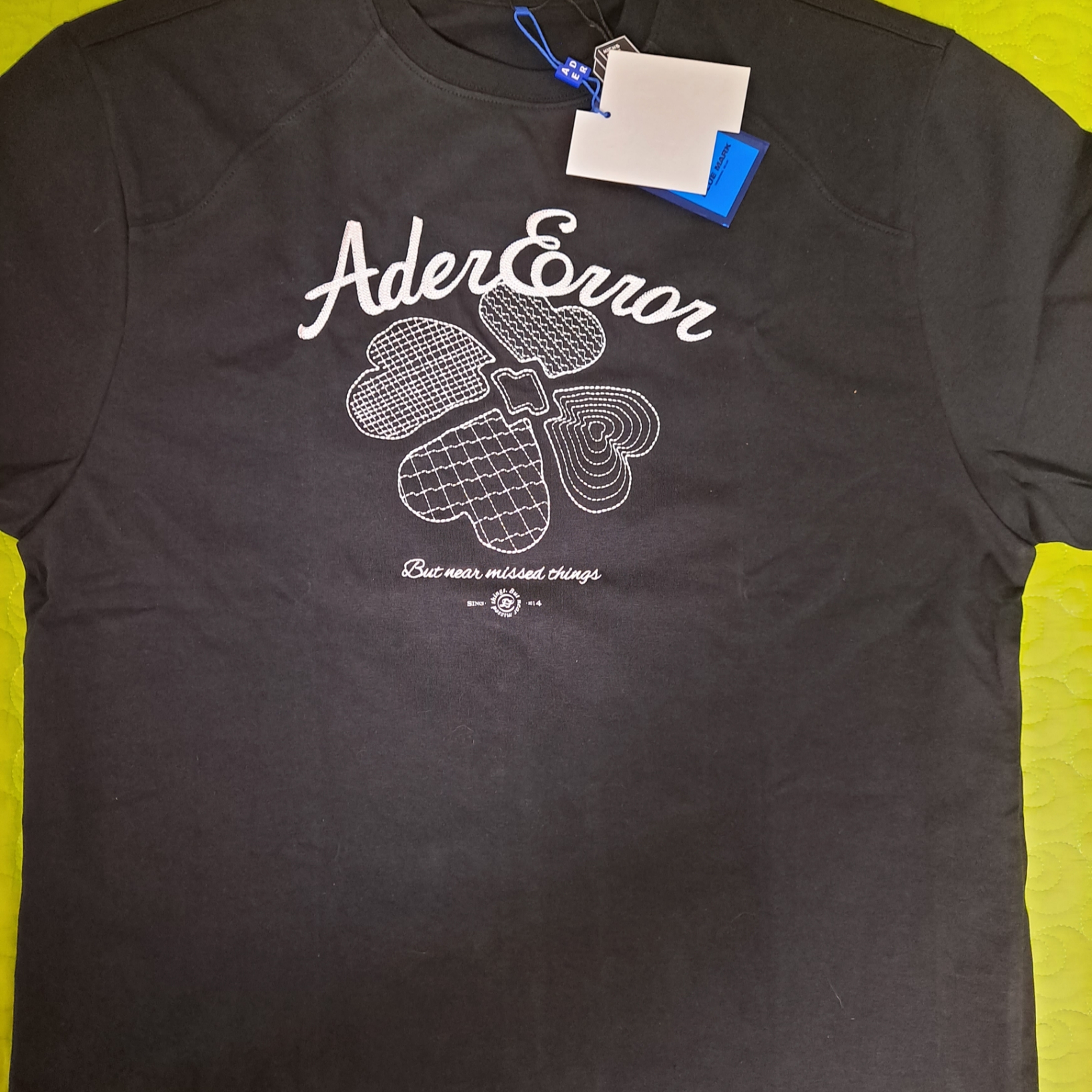 Ader Error Tever Logo T-Shirt Noir 착용 스타일