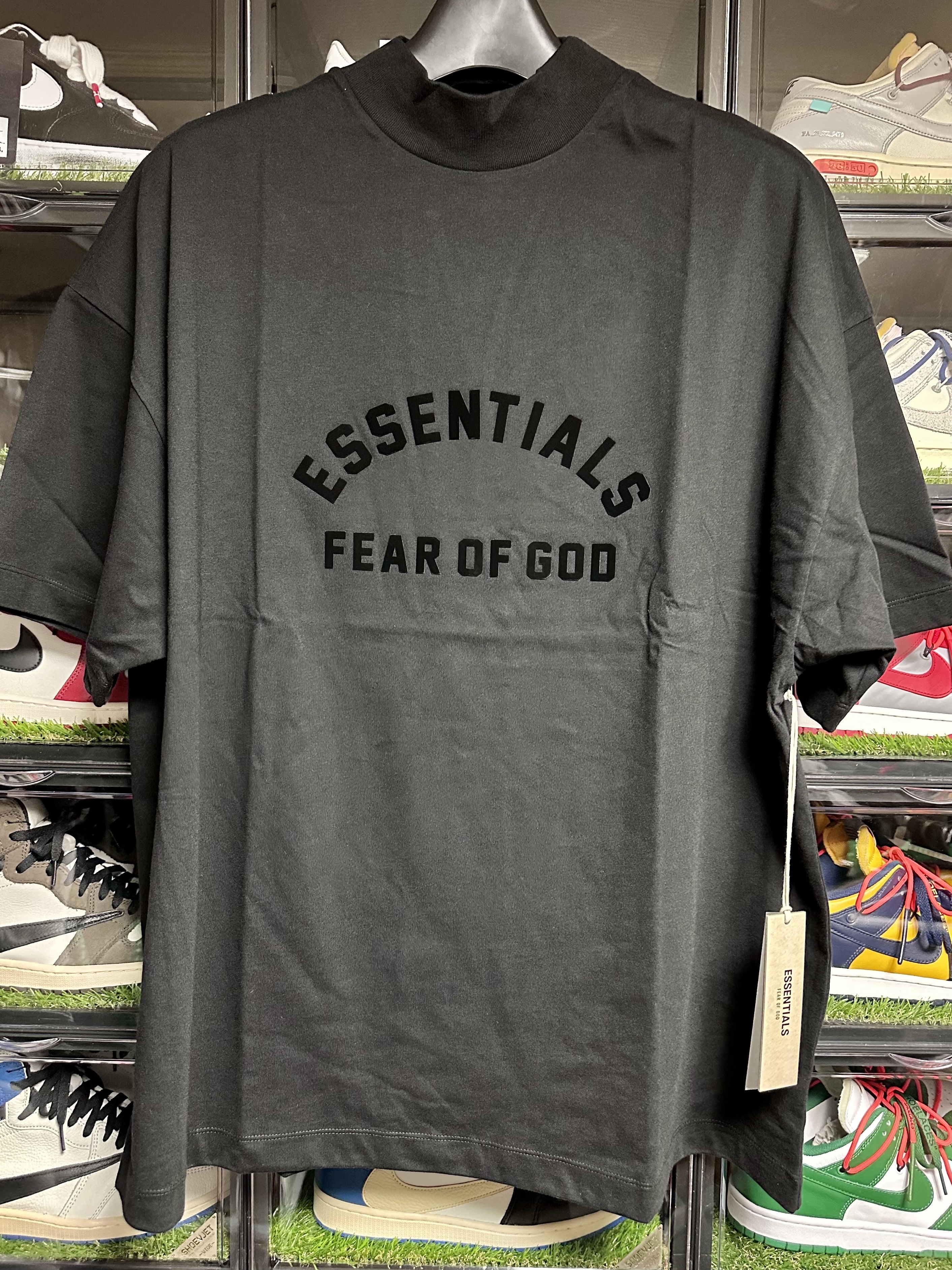 Essentials The Black Collection T-Shirt Black - 23SS 착용 스타일 - 2