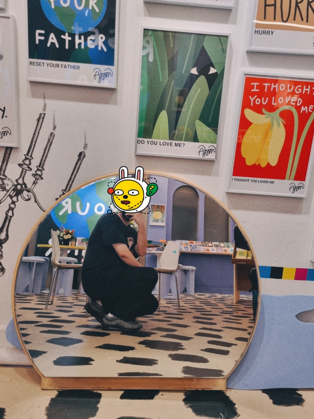 Nike x Comme des Garcons Air Max 97 Black, Supreme x Bernadette Corporation Fuck T-Shirt Black - 23SS 착용 스타일 - 1