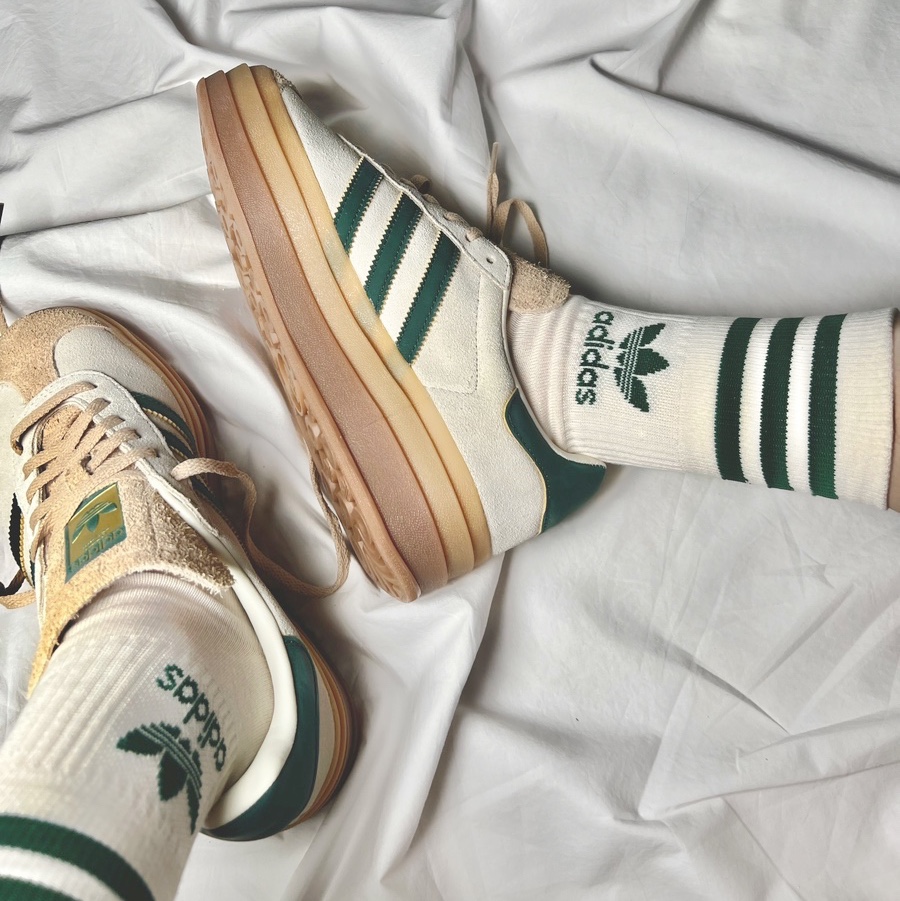 (W) Adidas Gazelle Bold Cream White Collegiate Green 착용 스타일 - 1