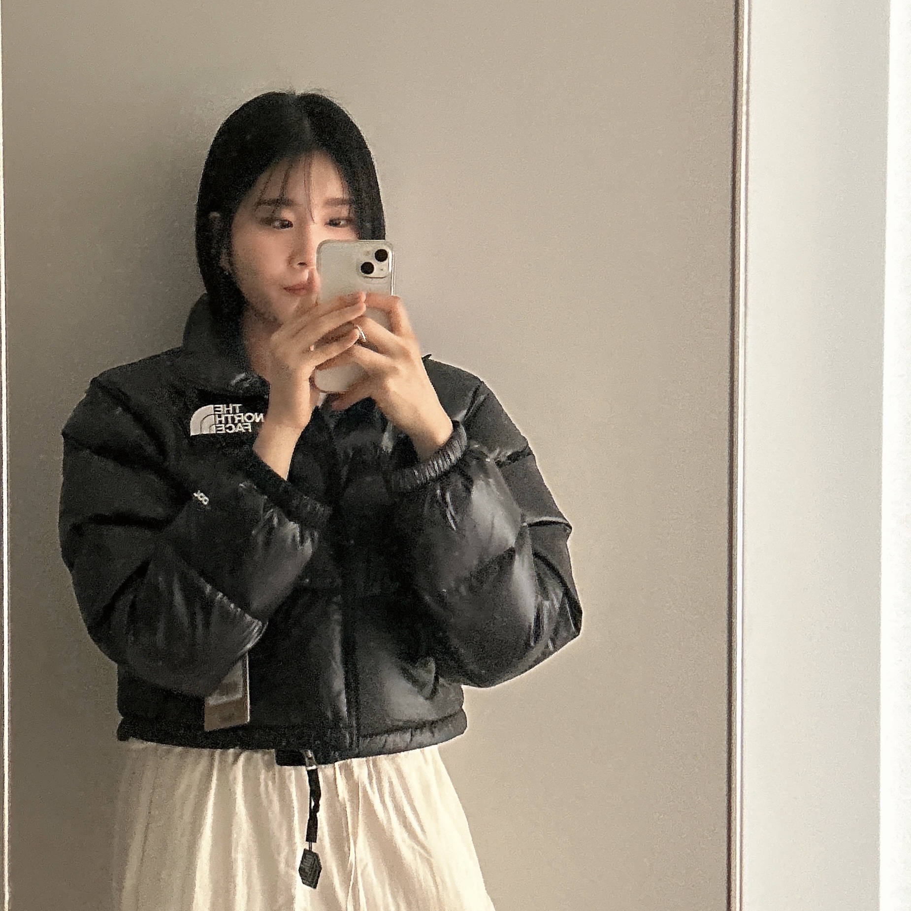 (W) The North Face Nuptse Short Jacket TNF Black 착용 스타일