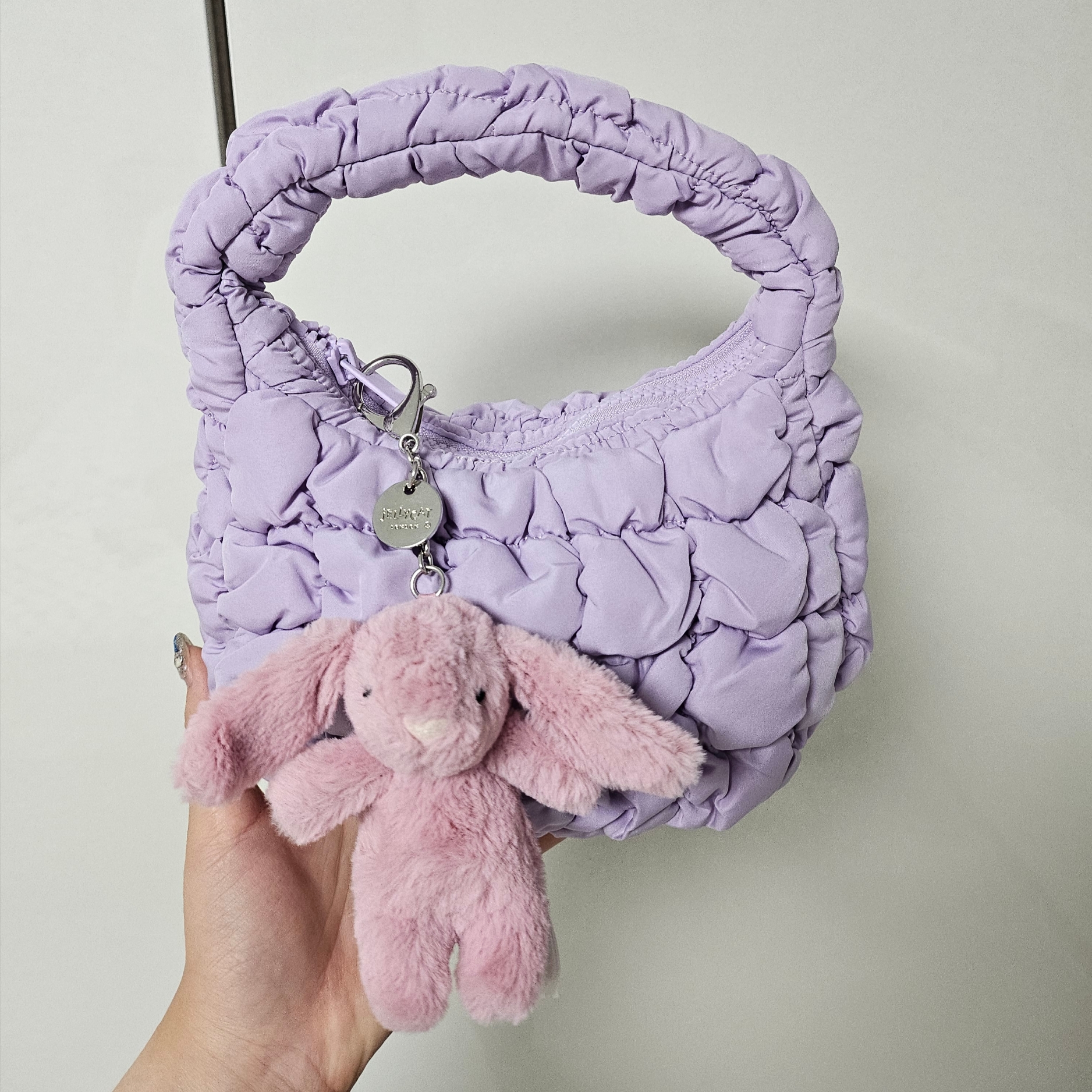 COS Quilted Micro Bag Purple 착용 스타일