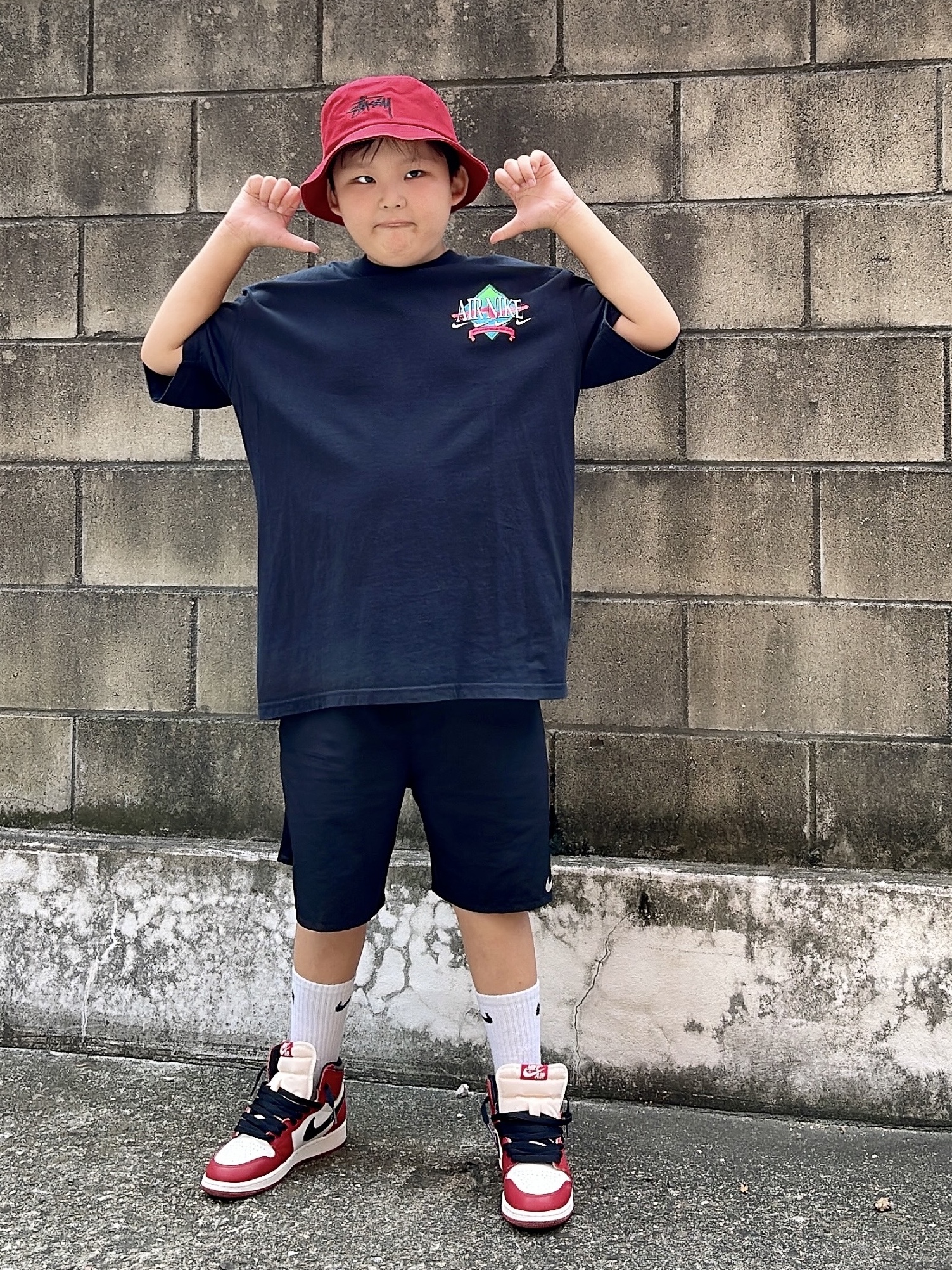(GS) Jordan 1 Retro High OG Chicago 2022, Stussy Big Stock Bucket Hat Deep Red 착용 스타일 - 2