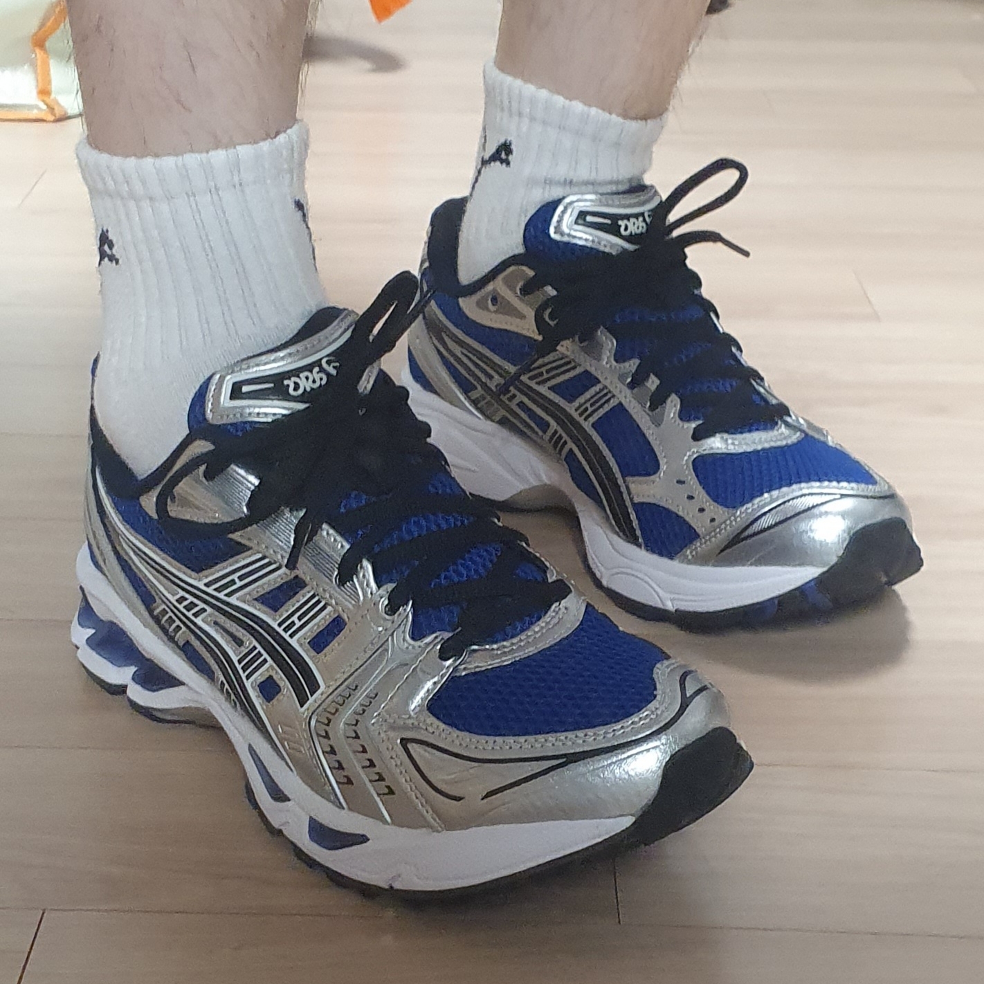 Asics Gel-Kayano 14 Monaco Blue Black 착용 스타일 - 2