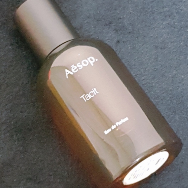 Aesop Tacit Eau De Parfum 50ml 착용 스타일