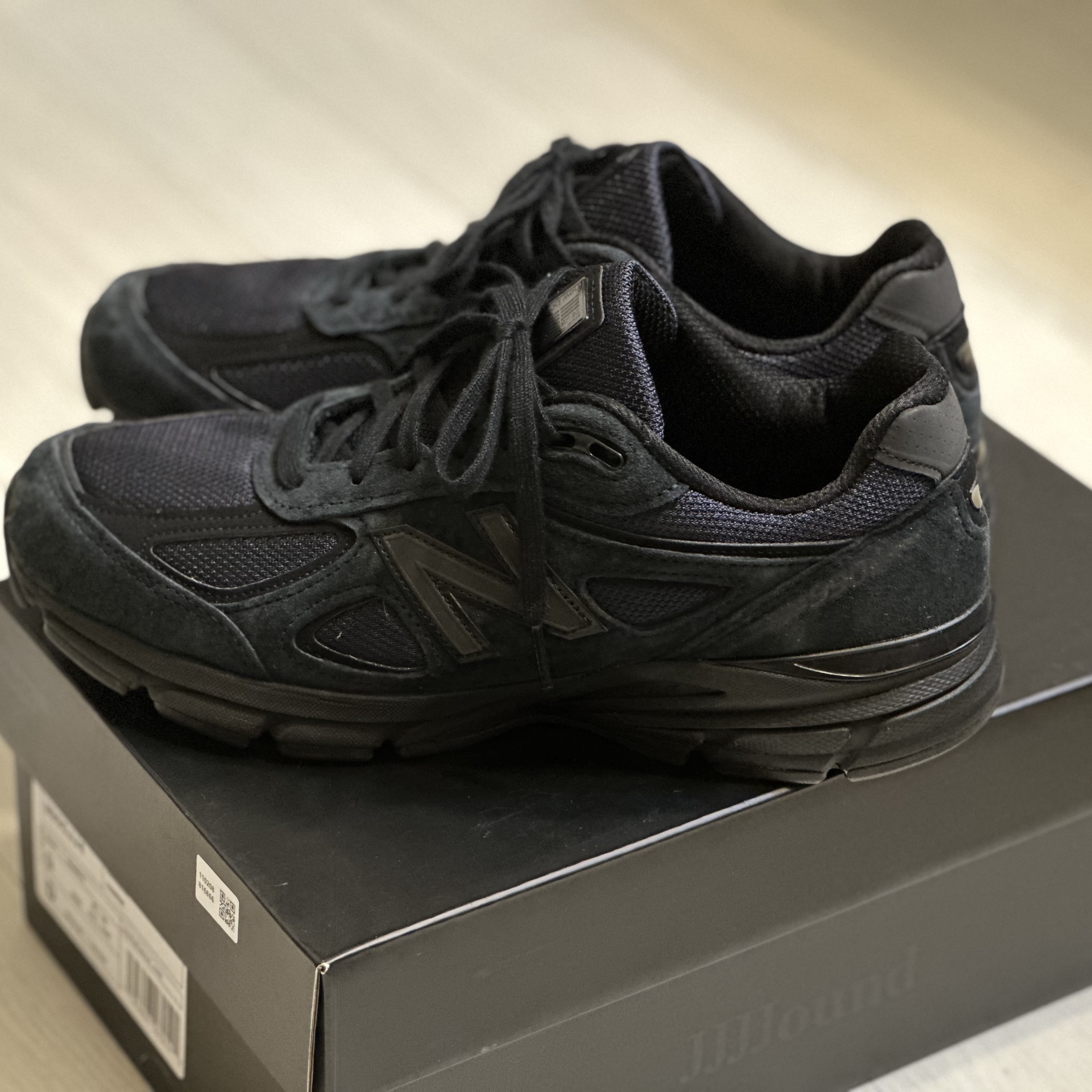 New Balance x JJJJound 990v4 Navy 착용 스타일