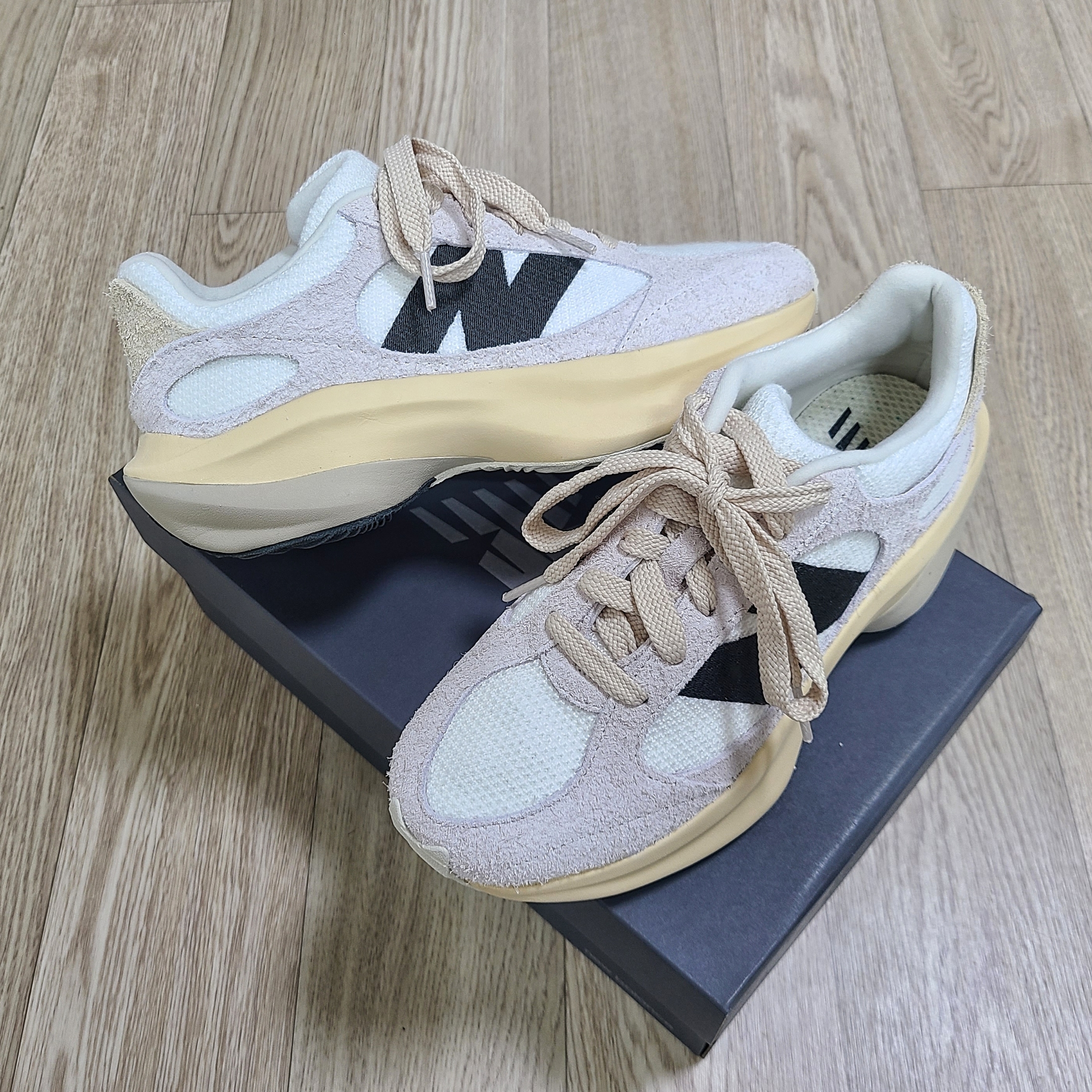 New Balance WRPD Runner Sea Salt 착용 스타일 - 1