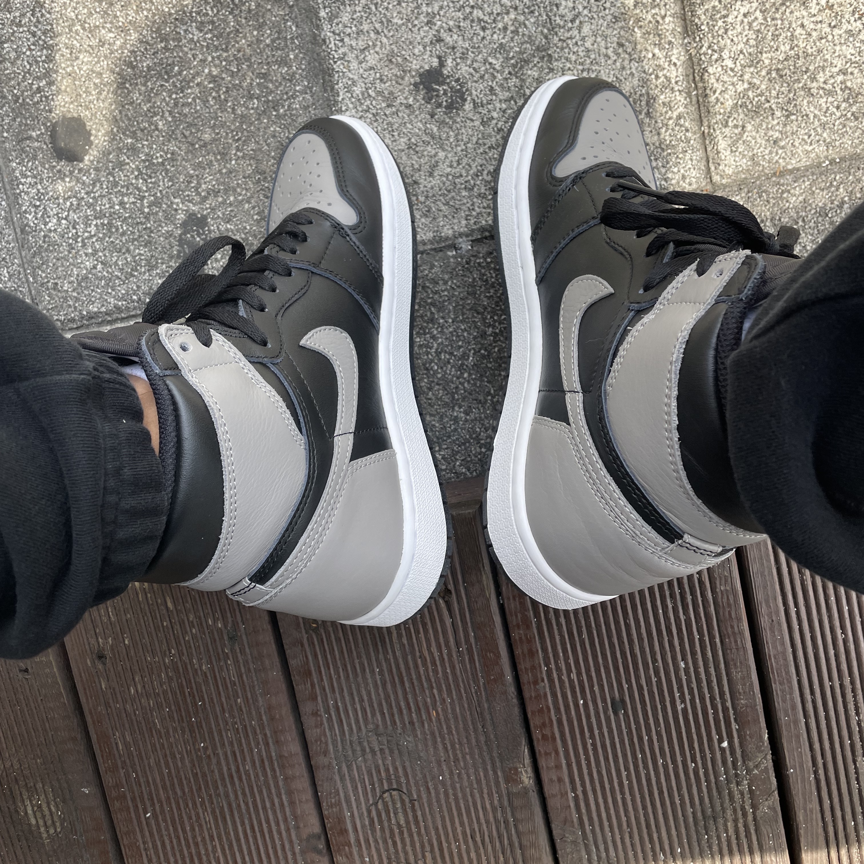 Jordan 1 Retro High OG Shadow 2018 착용 스타일 - 1