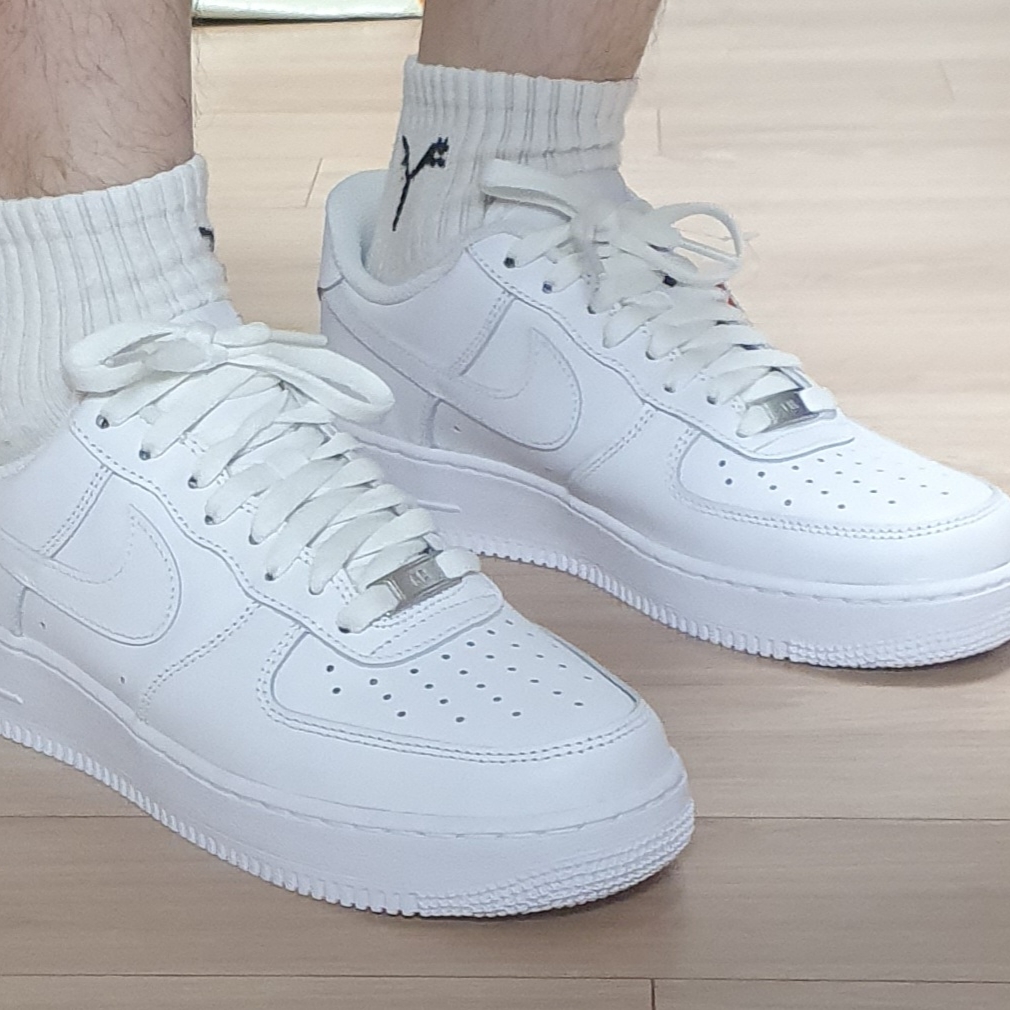 Nike Air Force 1 '07 Low White 착용 스타일 - 1