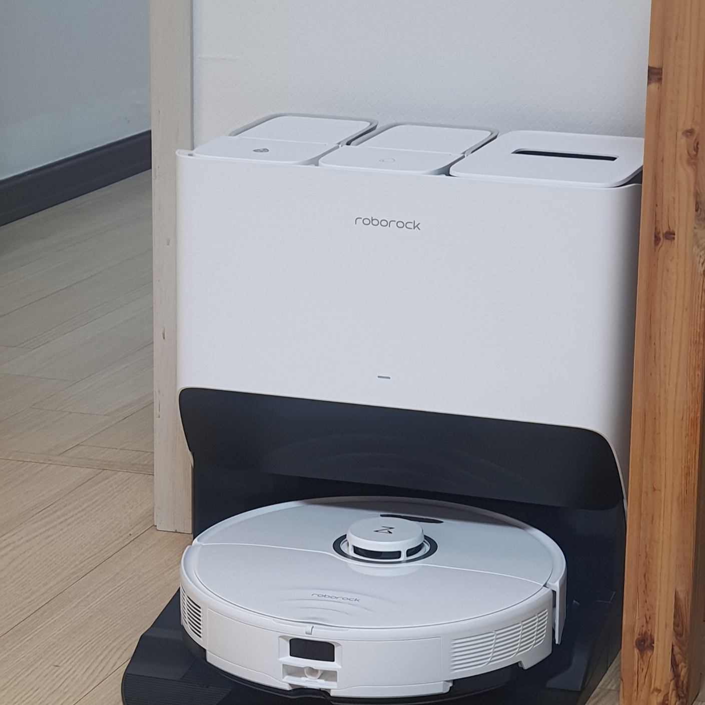 Roborock S8 Pro Ultra & Dock (Korean Ver.) 착용 스타일 - 1