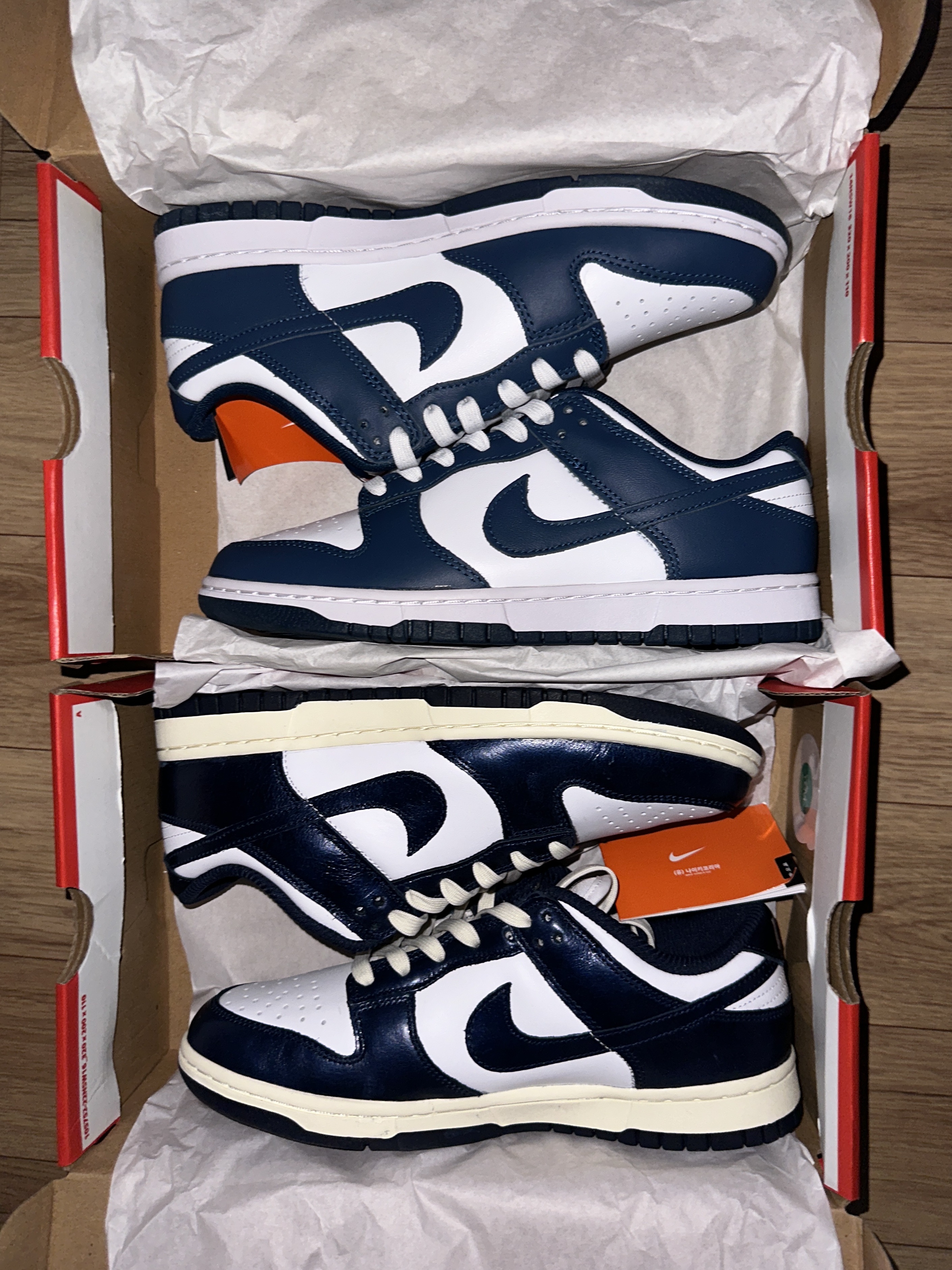 Nike Dunk Low Retro Valerian Blue, (W) Nike Dunk Low PRM Midnight Navy and White 착용 스타일 - 1