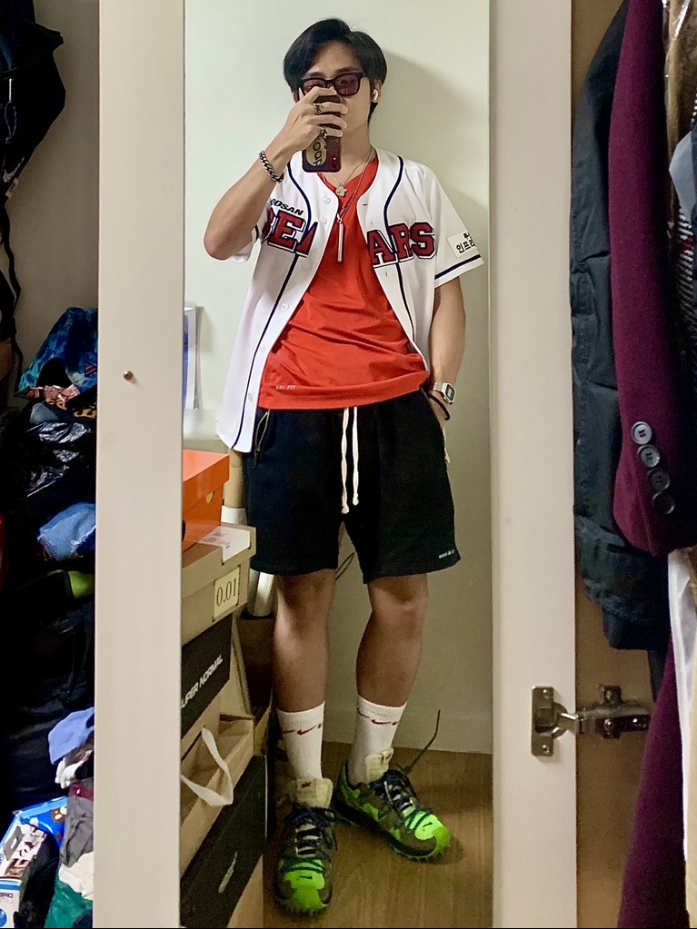 (W) Nike x Off-White Zoom Terra Kiger 5 Electric Green 착용 스타일
