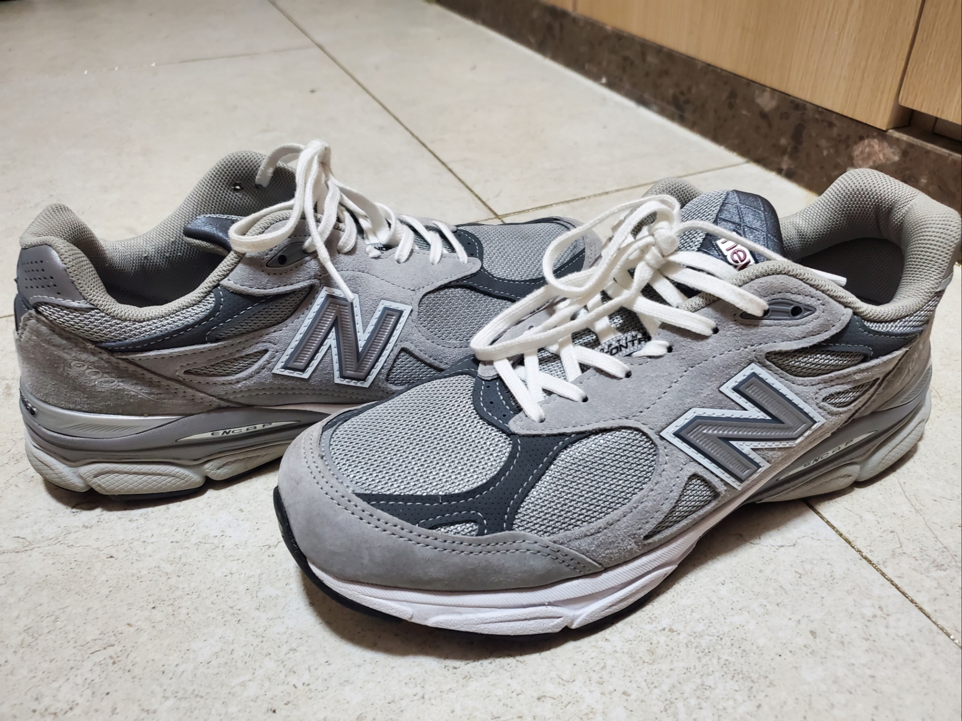 New Balance 990v3 Made in USA Grey - D Standard 착용 스타일