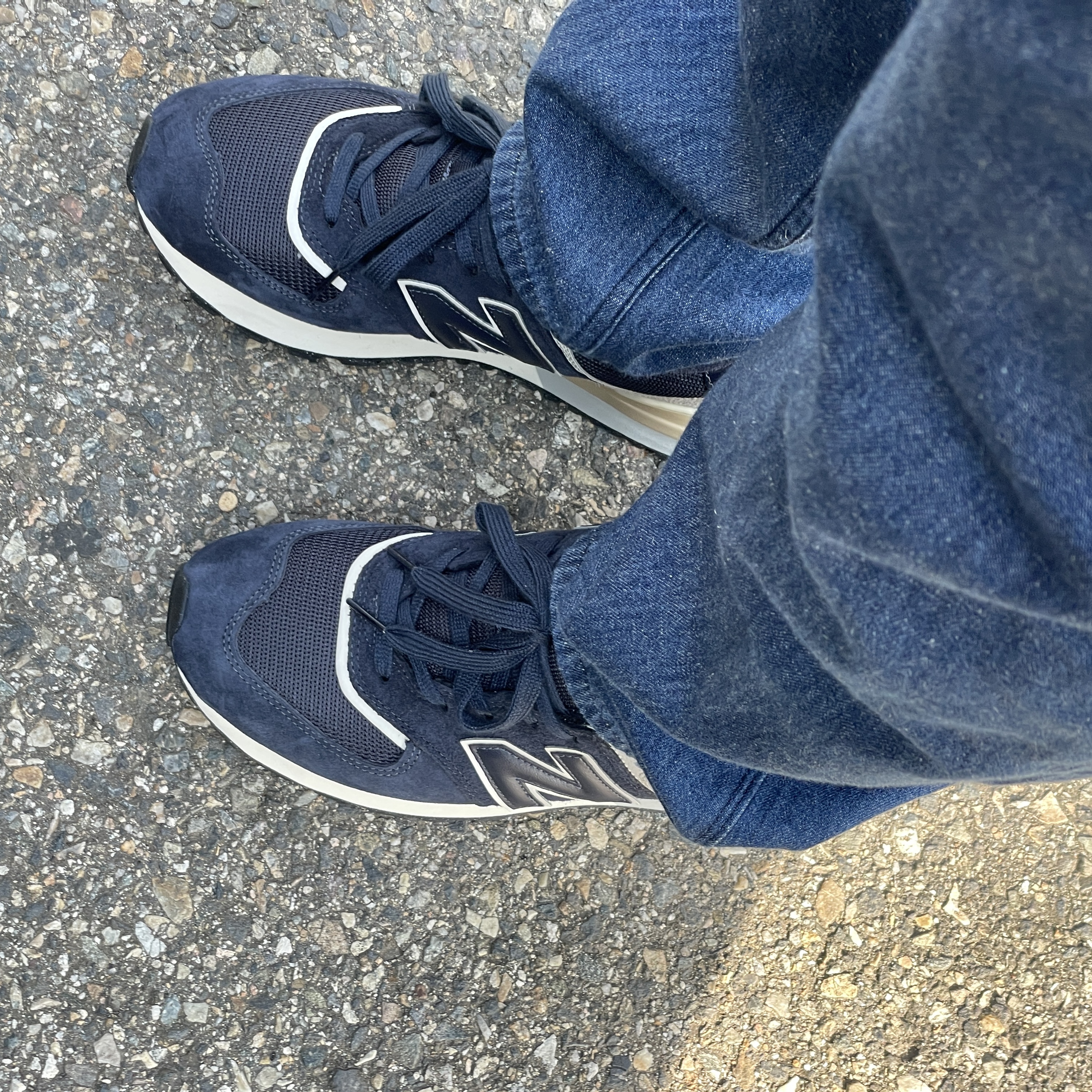 New Balance 574 Legacy Blue Navy 착용 스타일 - 1