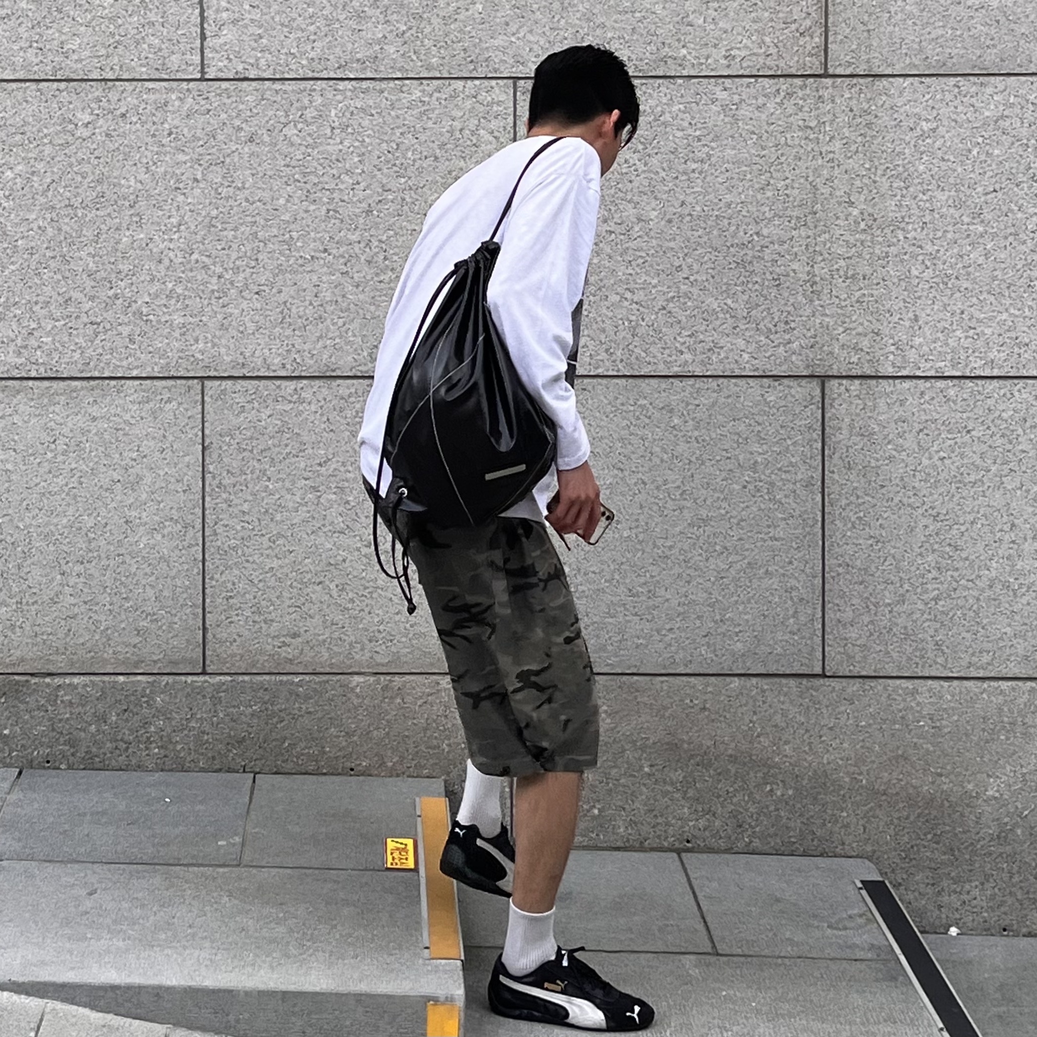 Puma Speedcat LS Black White, Matin Kim String Coating Backpack Black 착용 스타일 - 1