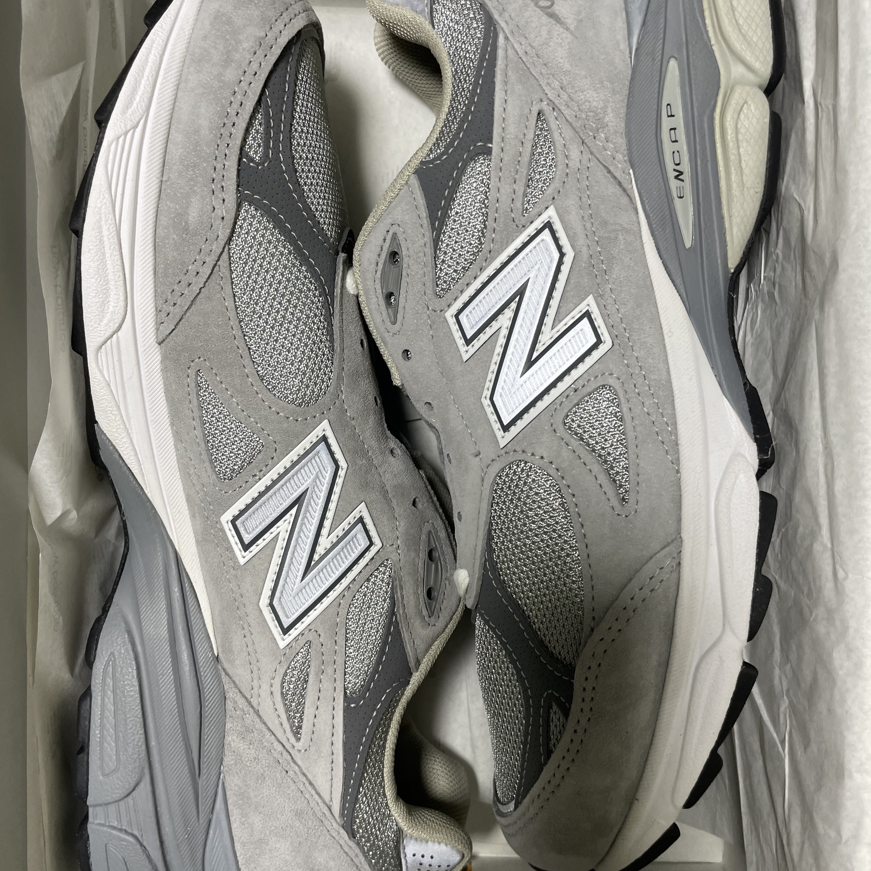 New Balance 990v3 Made in USA Grey - D Standard 착용 스타일