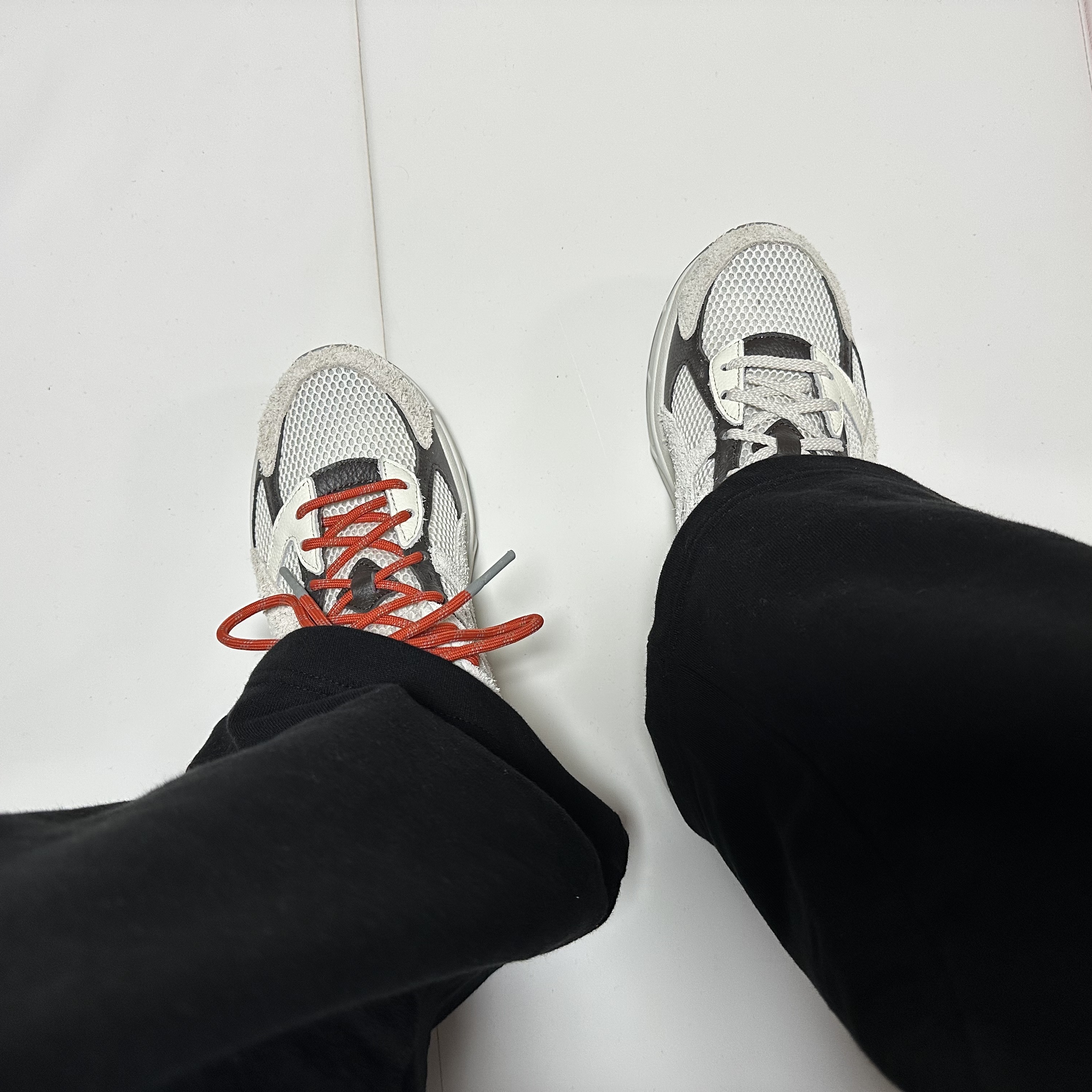 Asics x Hal Studios Gel-1130 MK-III Glacier 착용 스타일 - 2