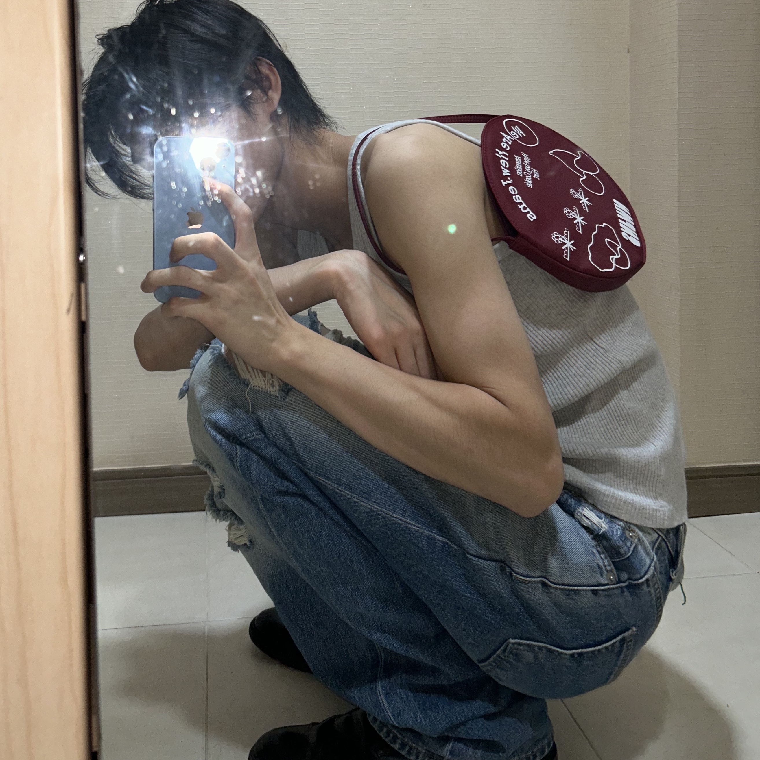NewJeans 1st EP New Jeans Limited Edition (Red Ver.) 착용 스타일