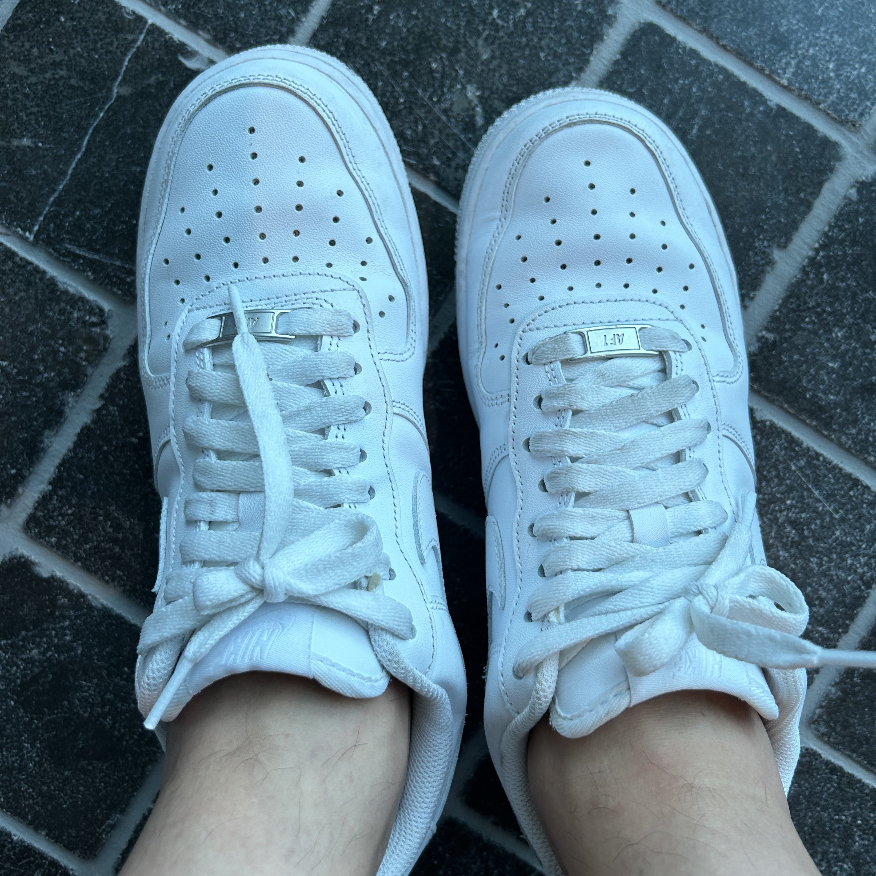 Nike Air Force 1 '07 Low White 착용 스타일