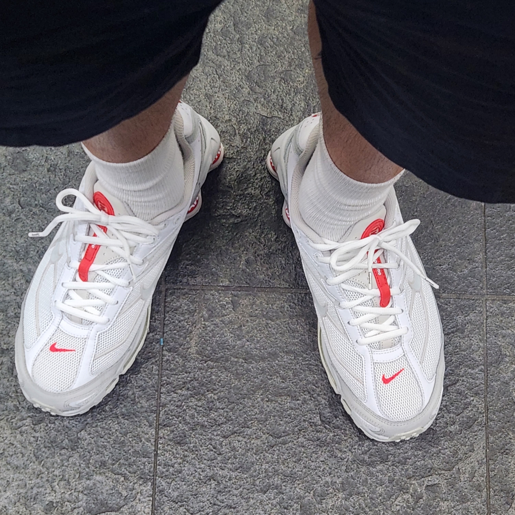 Nike x Supreme Shox Ride 2 SP White 착용 스타일