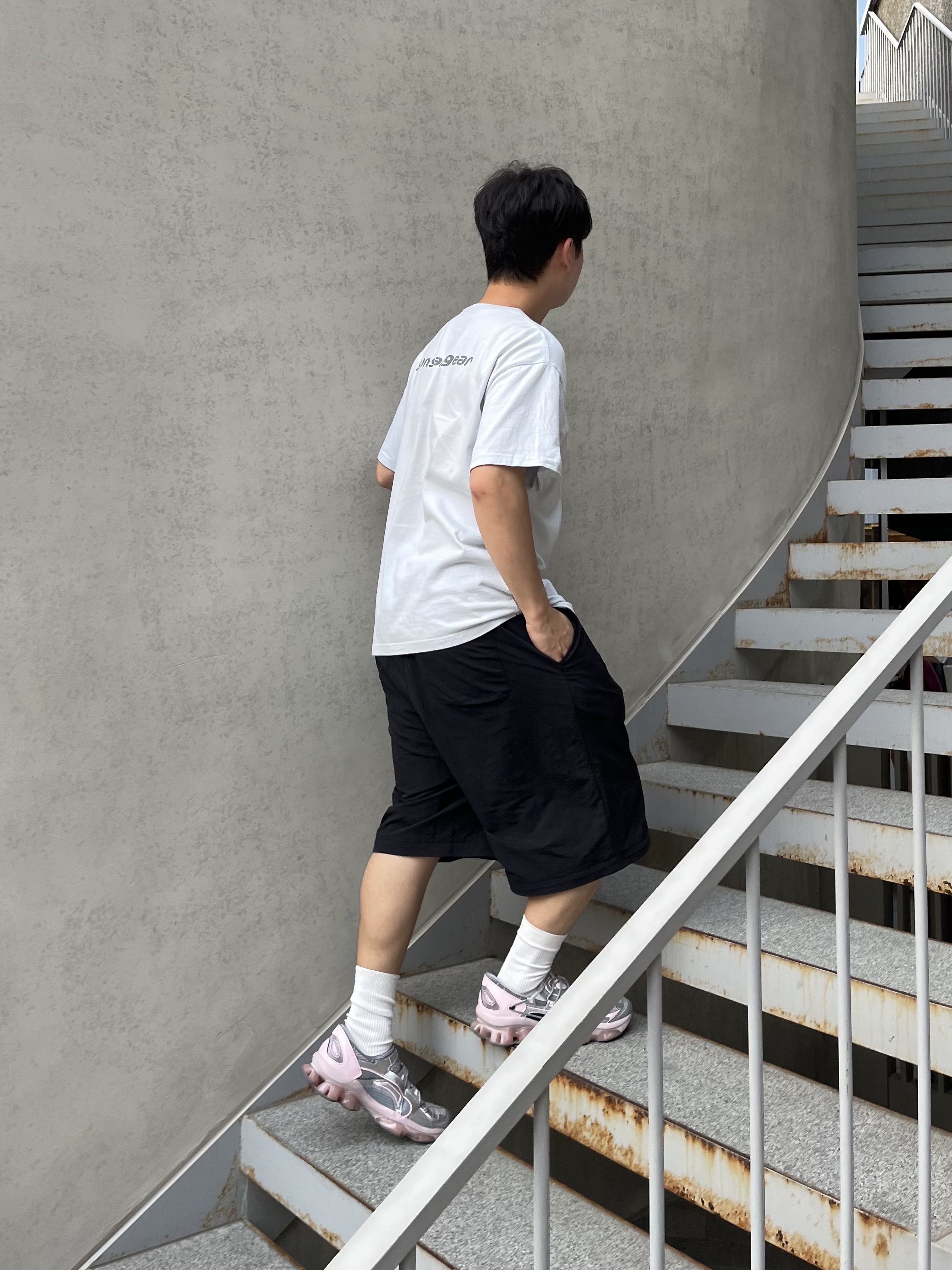 Sansan Gear Logo T-Shirt Sky Blue - 22SS, (W) Asics x Kiko Kostadinov x Hysteric Glamour Gel-Quantum Cotton Candy 착용 스타일