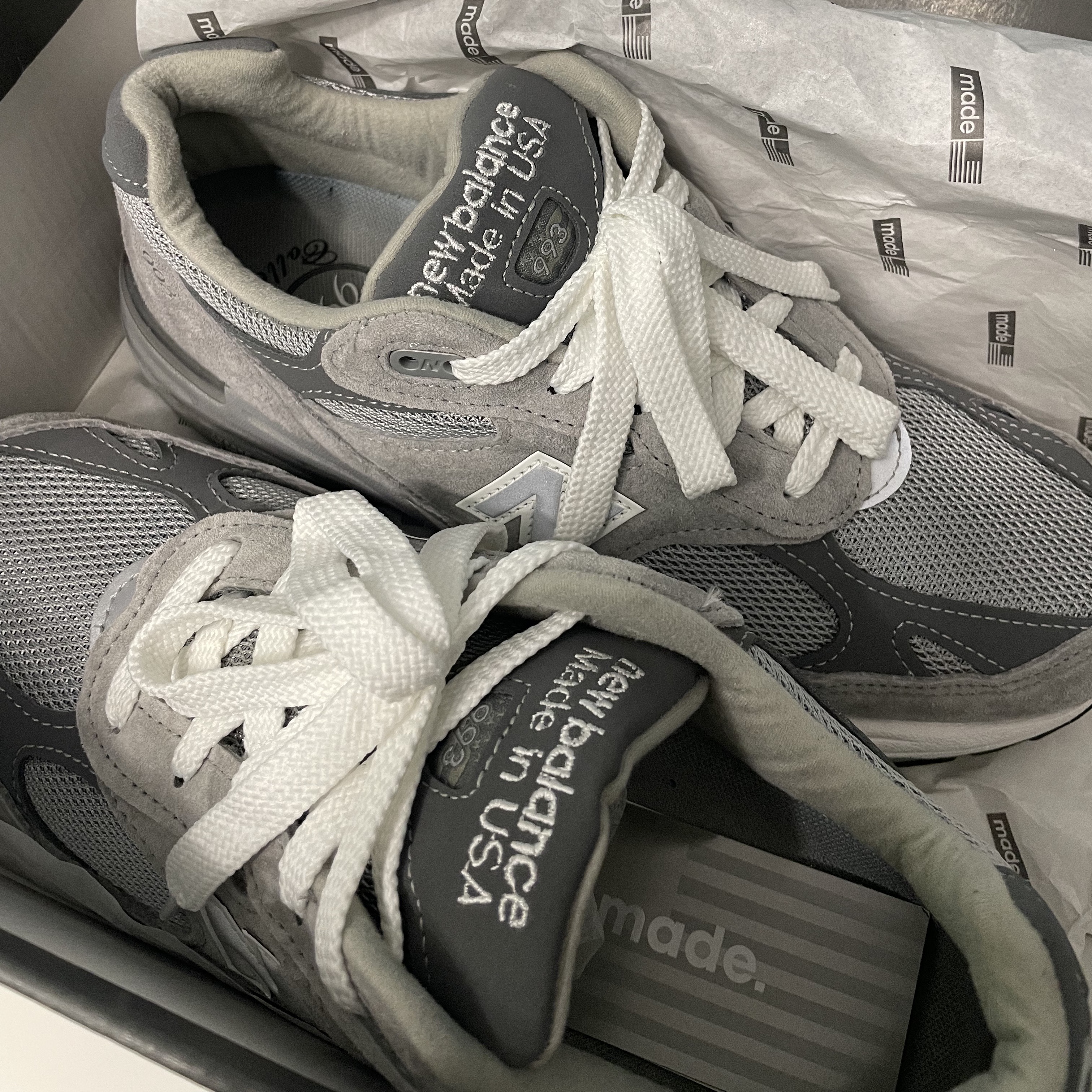 (W) New Balance 993 Made in USA Grey - B Standard 착용 스타일
