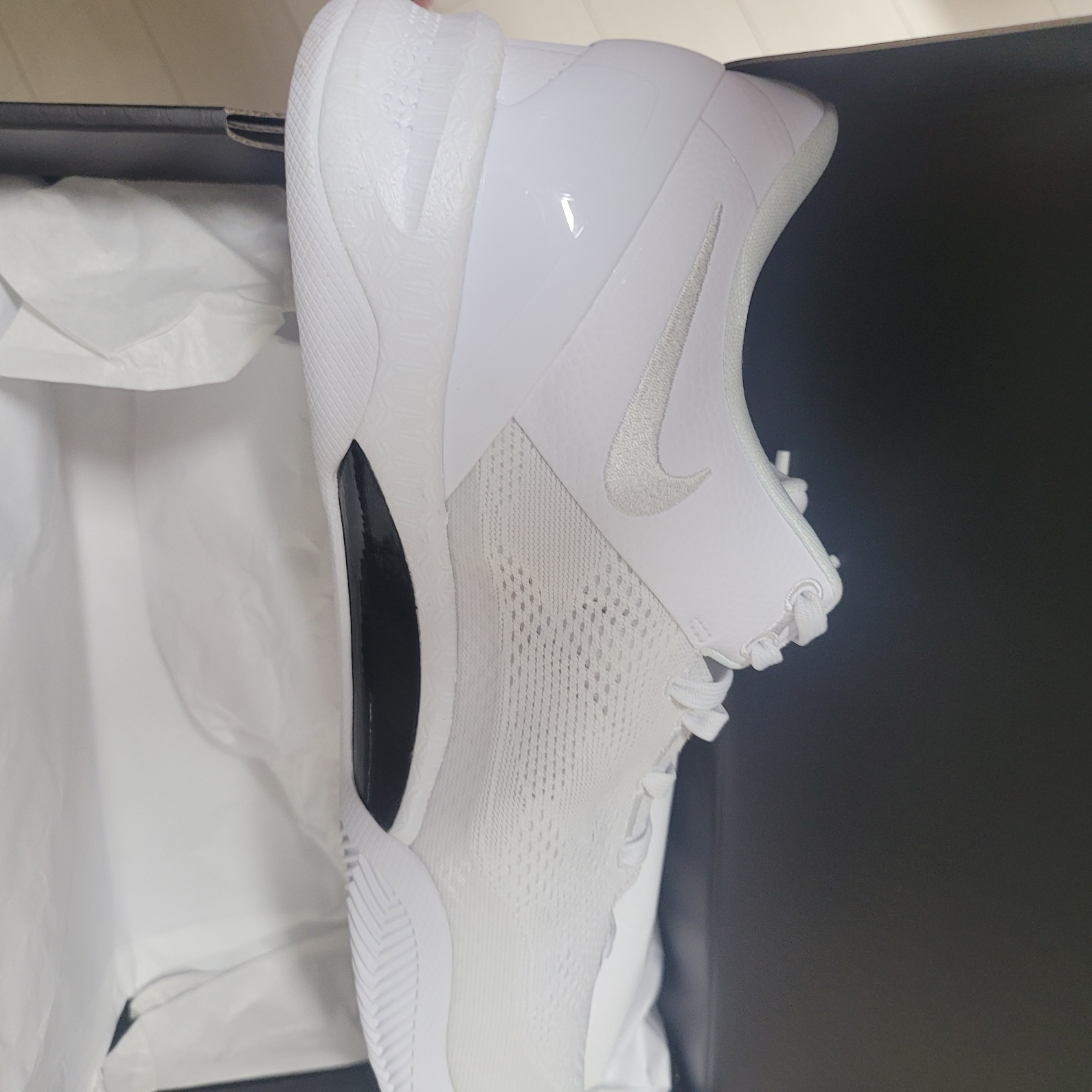 Nike Kobe 8 Protro Halo 착용 스타일